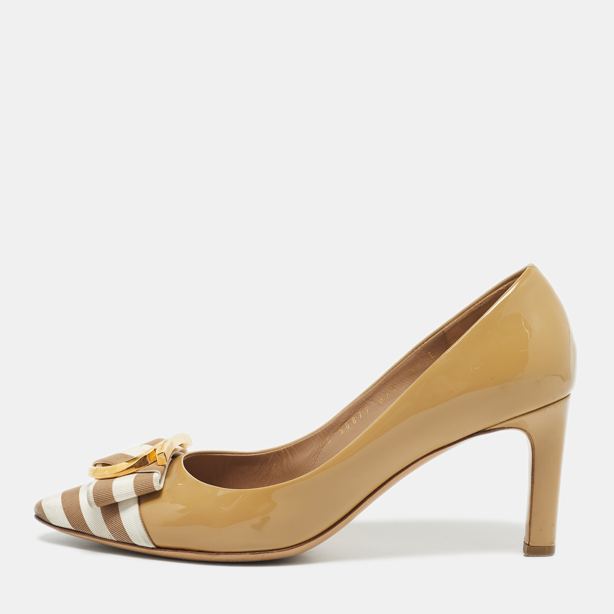 

Salvatore Ferragamo Beige Grosgrain and Patent Leather Ezia Pumps Size 39.5