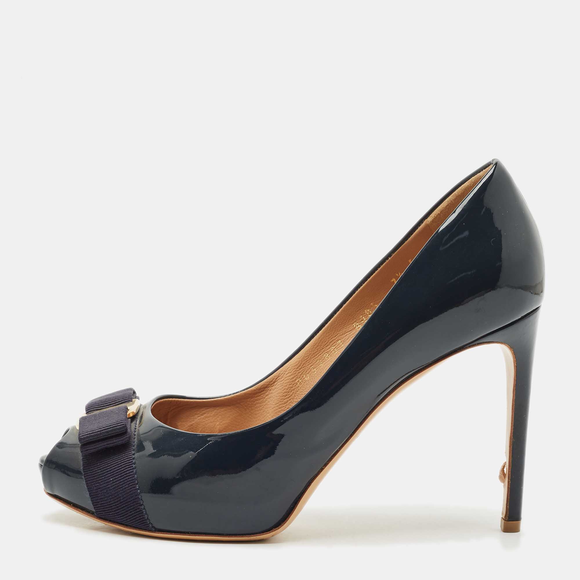 

Salvatore Ferragamo Navy Blue Patent Leather Pimpa Platform Pumps Size 38