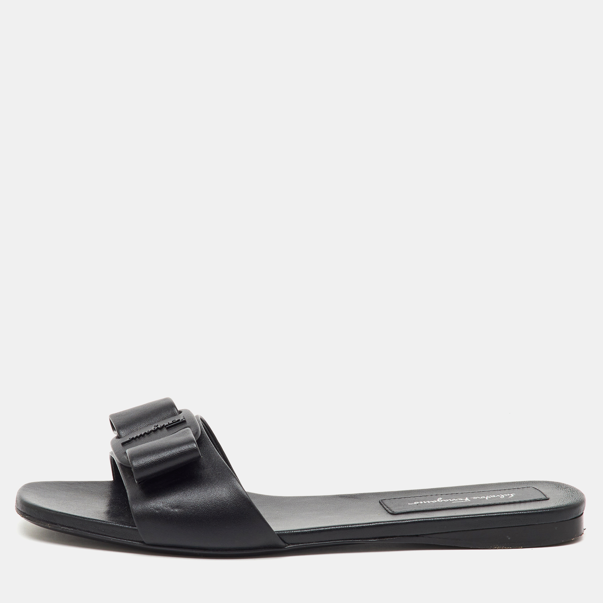 

Salvatore Ferragamo Black Leather Vicky Flat Slide Sandals Size 39