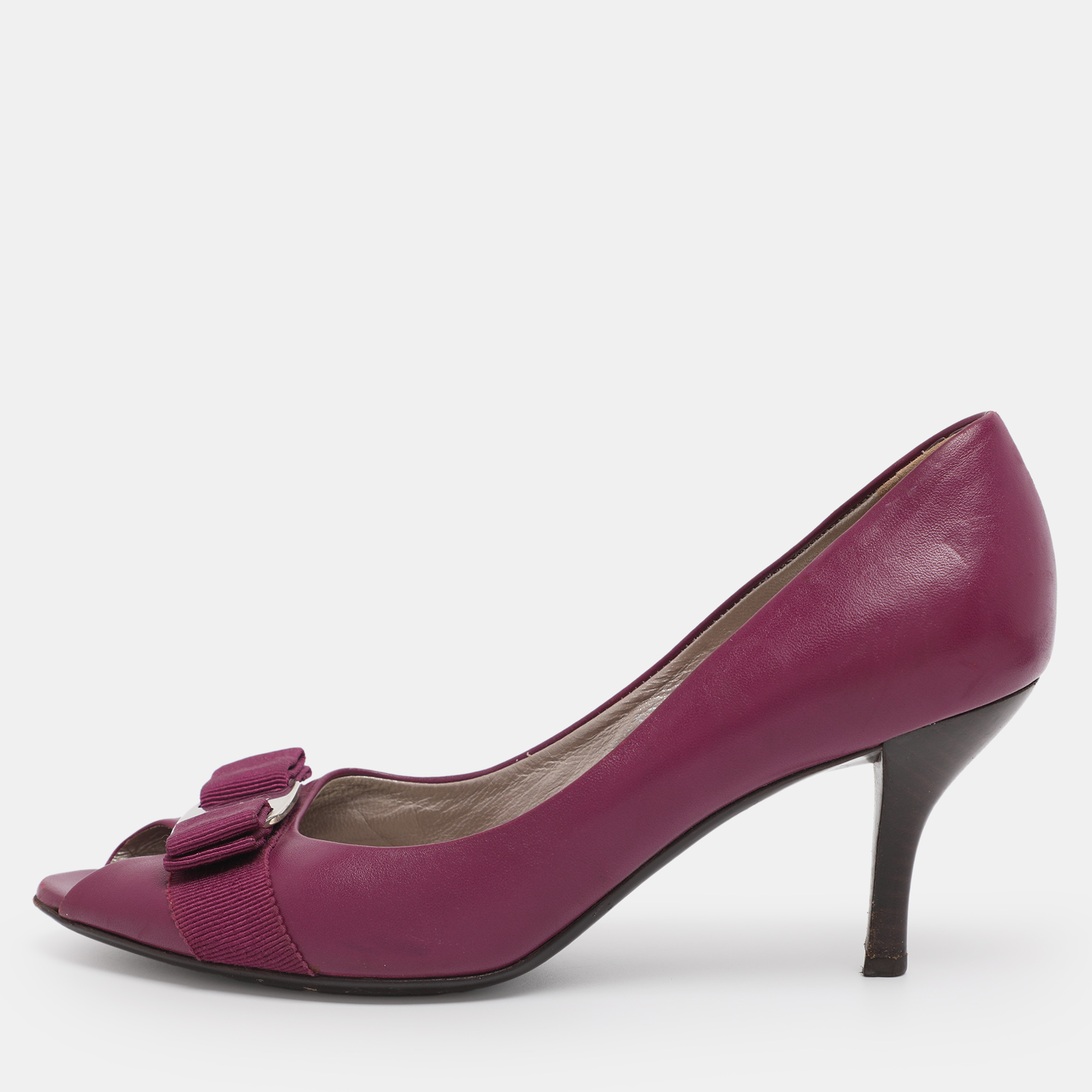 FERRAGAMO Pre-owned Fushia Leather Vara Bow Peep Toe Pumps Size 37 In Pink