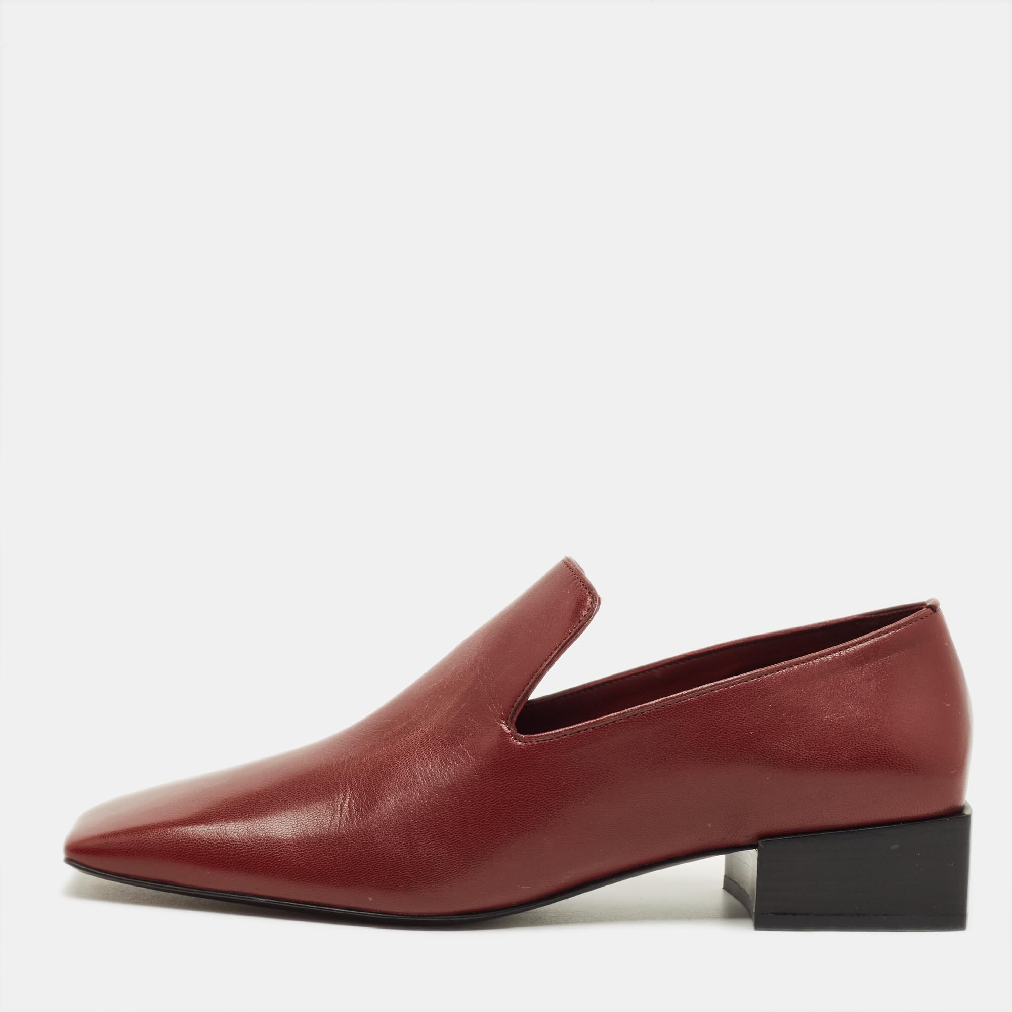 

Salvatore Ferragamo Gancini Size 38 Burgundy Leather Loafers