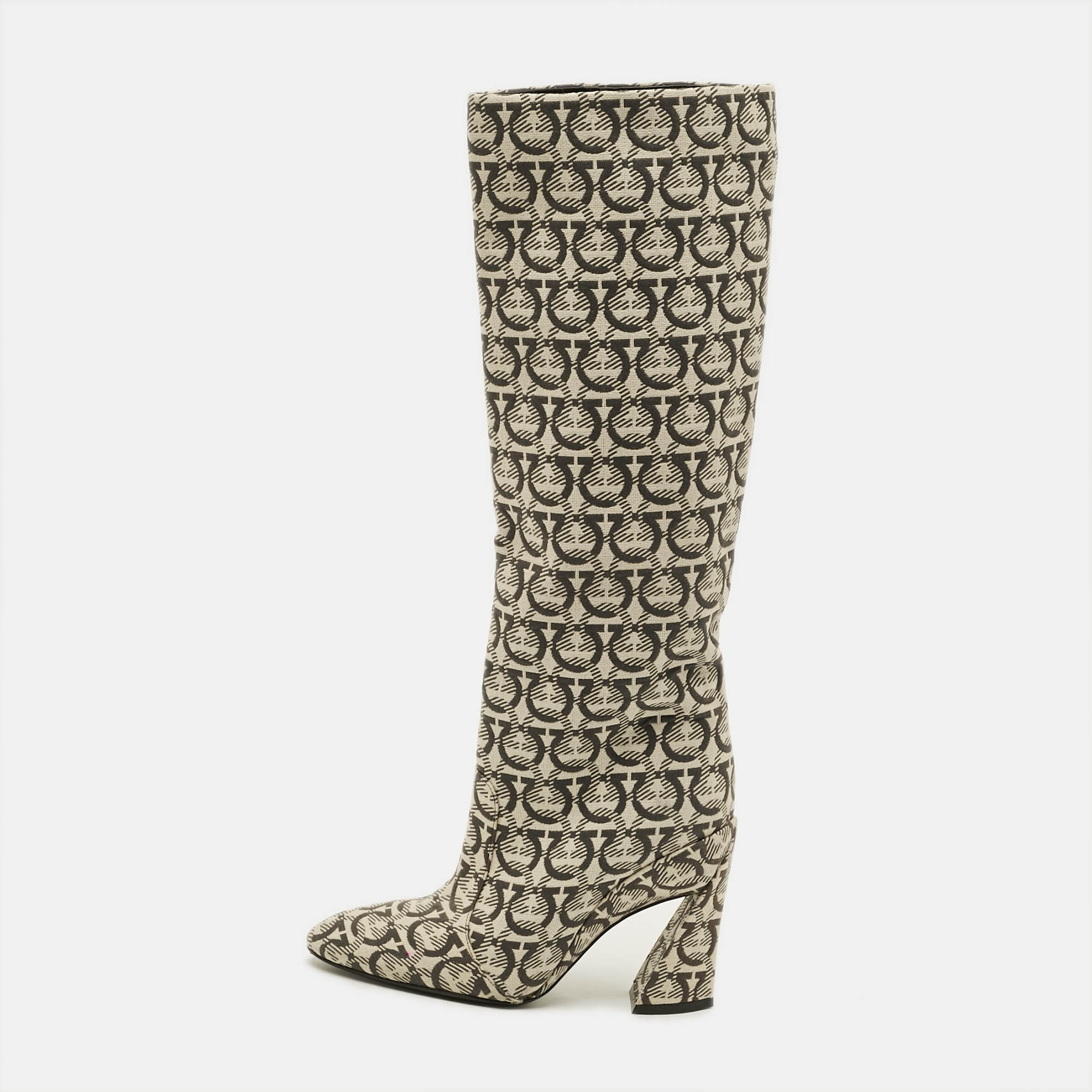 

Salvatore Ferragamo Gancini Size 37 Cream/Black Canvas Knee Length Boots