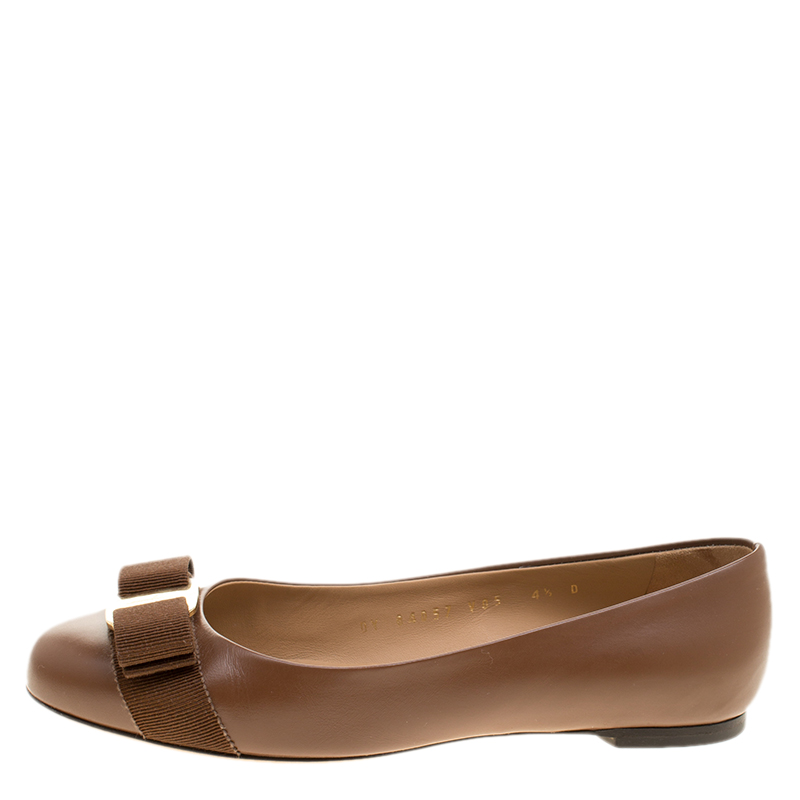 

Salvatore Ferragamo Brown Leather Varina Ballet Flats Size