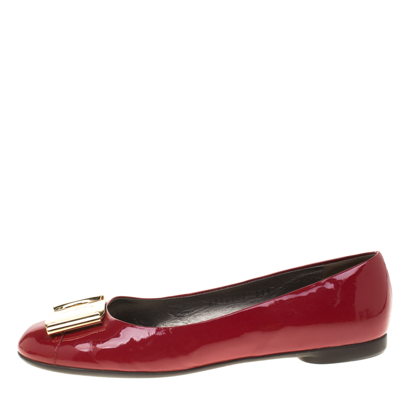 

Salvatore Ferragamo Red Leather Petrina Cap Toe Ballet Flats Size