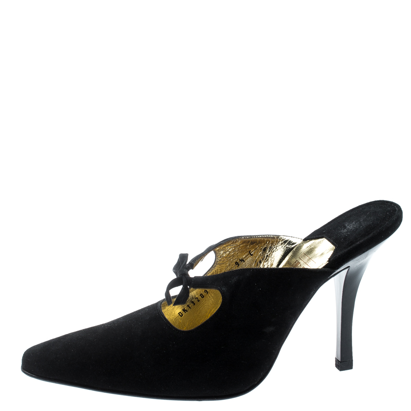 

Salvatore Ferragamo Black Suede Anamur Pointed Toe Mules Size