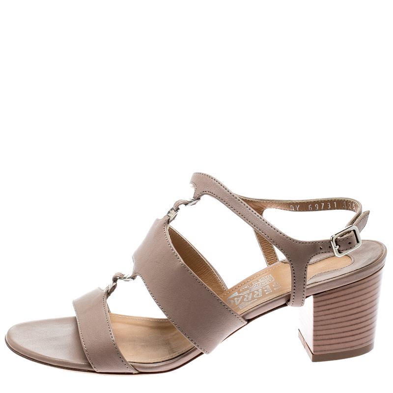 

Salvatore Ferragamo Beige Leather Block Heel Open Toe Sandals Size