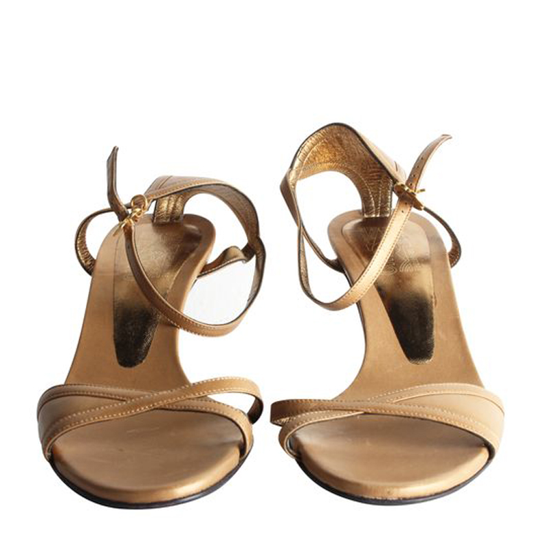 

Salvatore Ferragamo Gold Leather Sandals Size