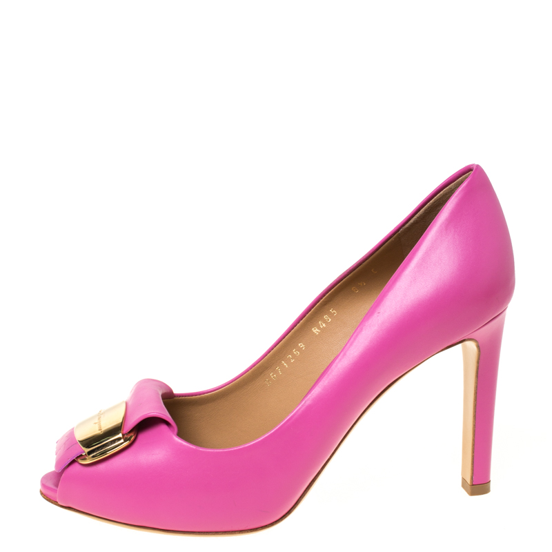 

Salvatore Ferragamo Pink Leather Gilda Peep Toe Pumps Size