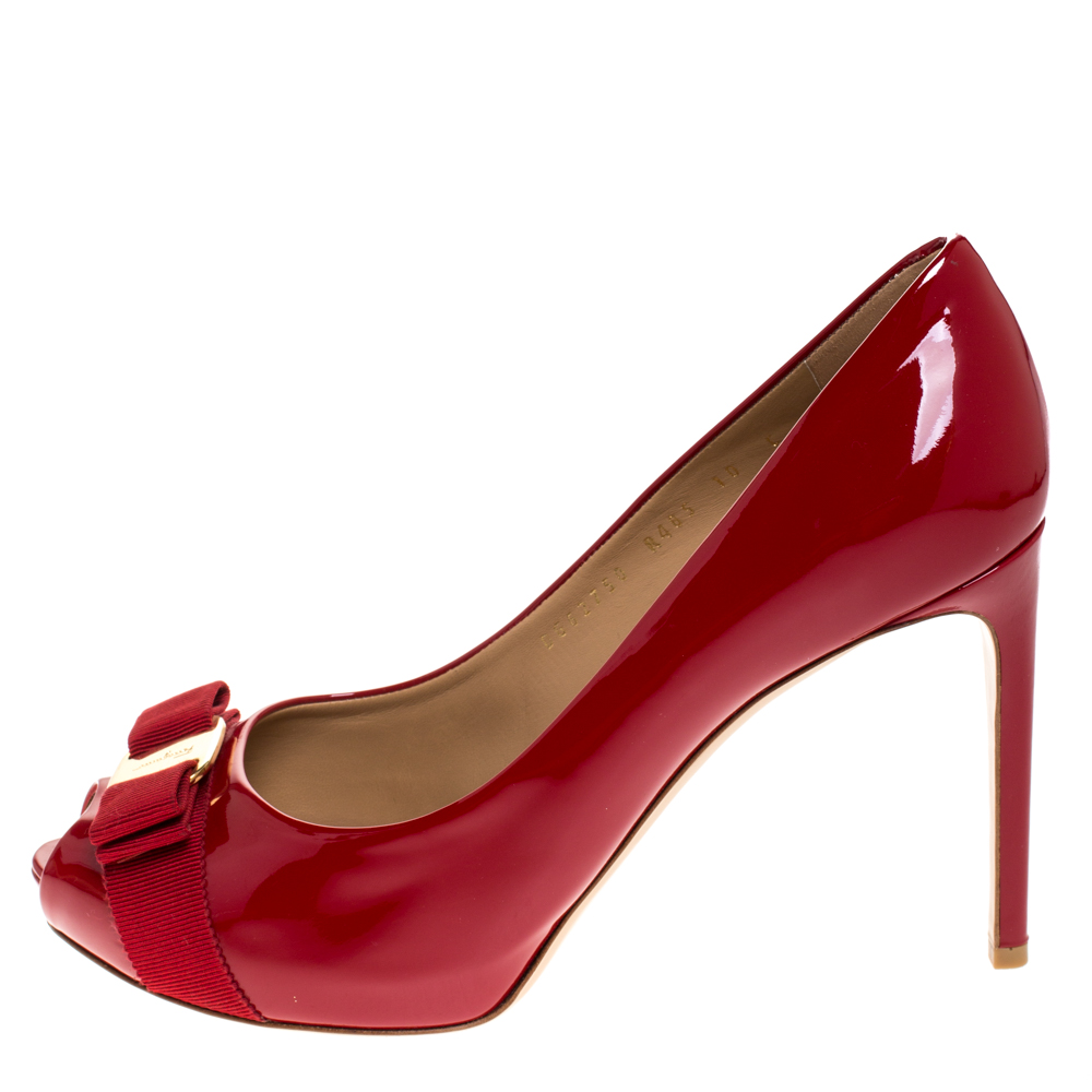 

Salvatore Ferragamo Red Patent Leather Vara Bow Peep Toe Pumps Size