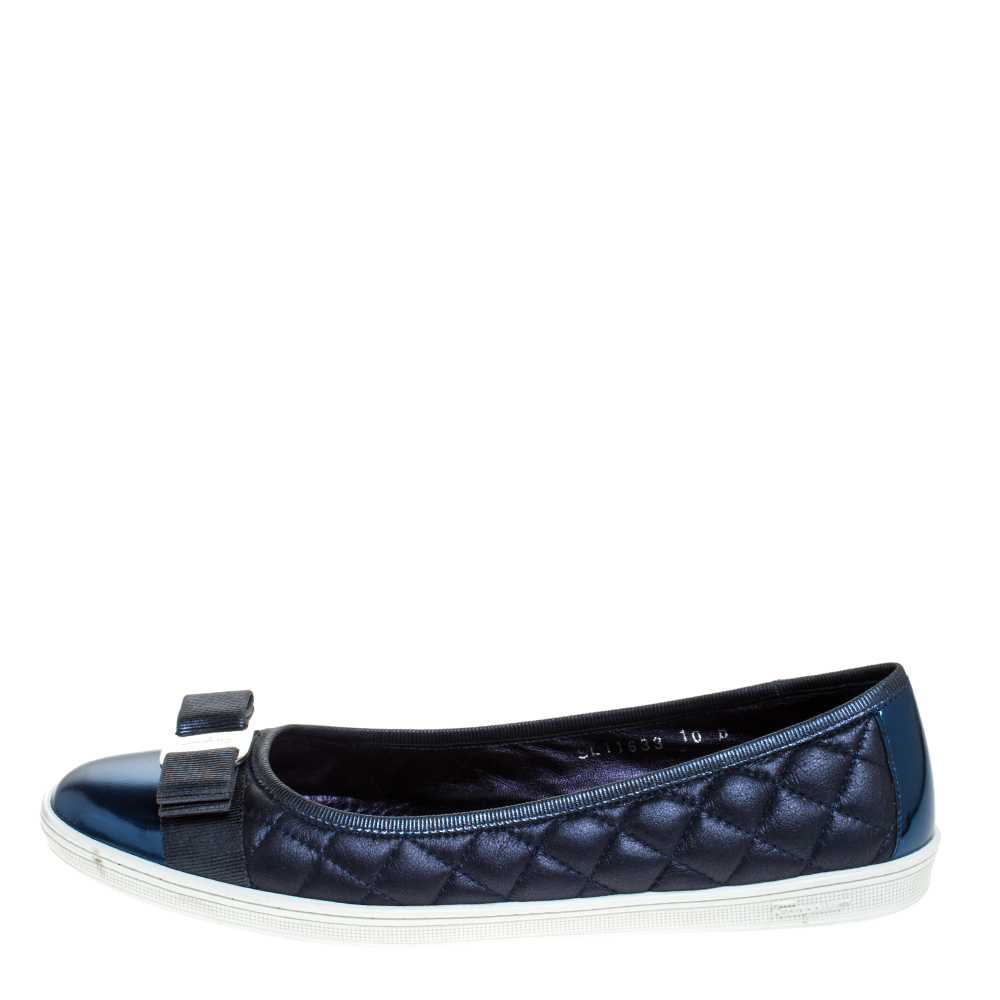 

Salvatore Ferragamo Metallic Blue Quilted Leather Bow Ballet Flats Size