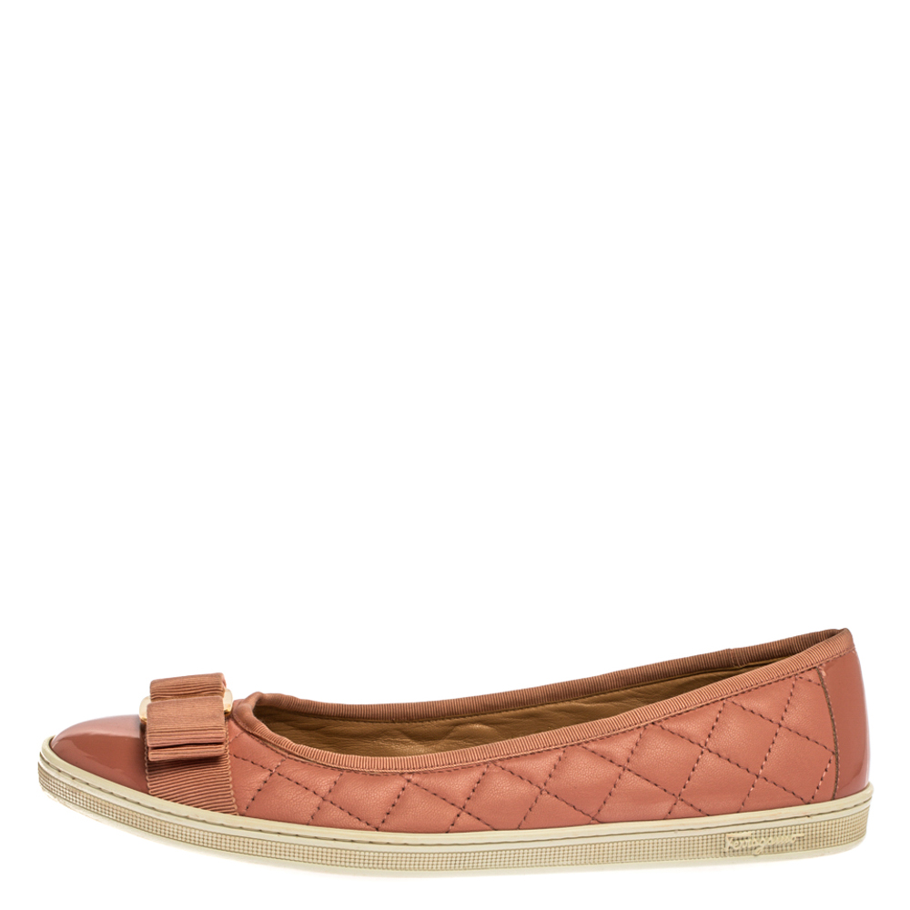 

Salvatore Ferragamo Pink Quilted Leather And Patent Rufina Vara Bow Ballet Flats Size