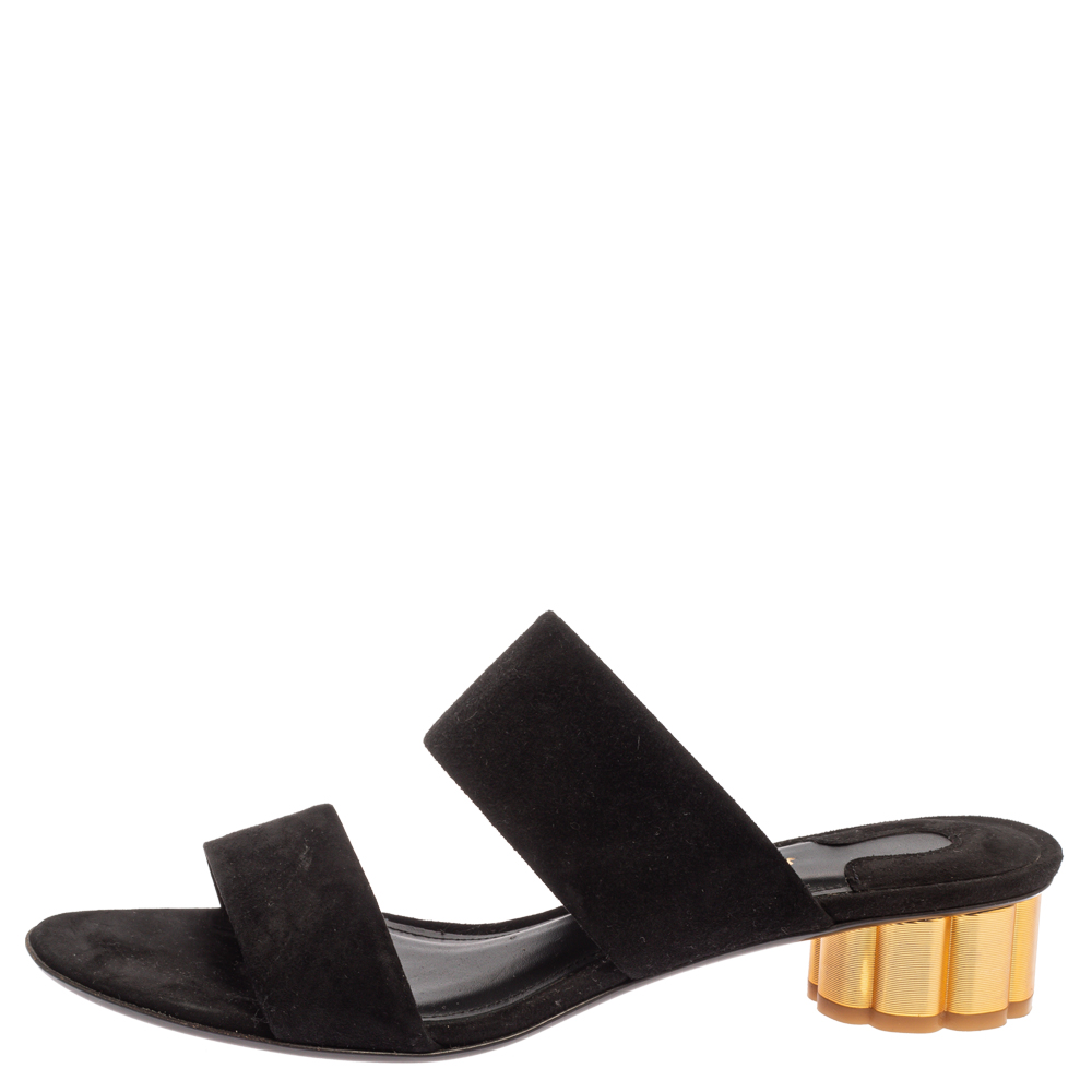 

Salvatore Ferragamo Black/Gold Suede Bulleno Sandals Size