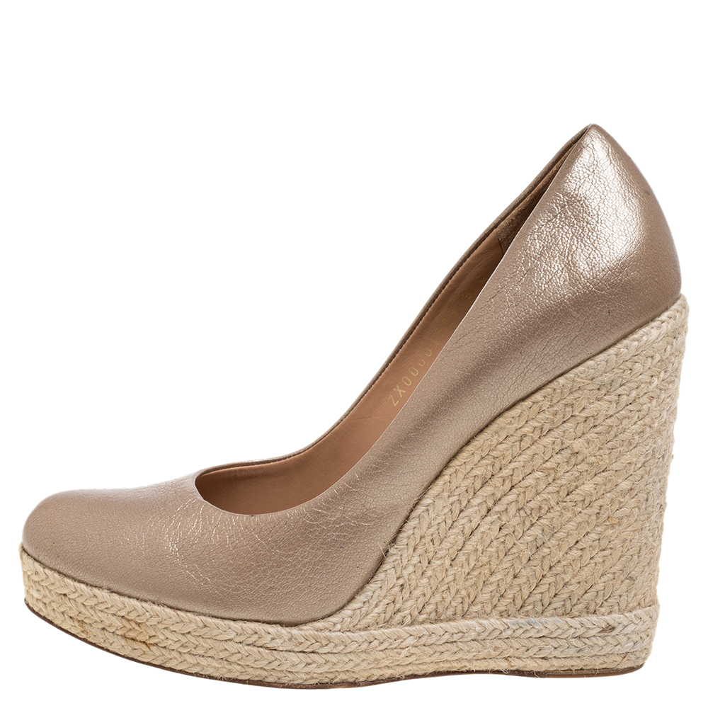 

Salvatore Ferragamo Gold Leather Espadrille Wedge Pumps Size, Beige