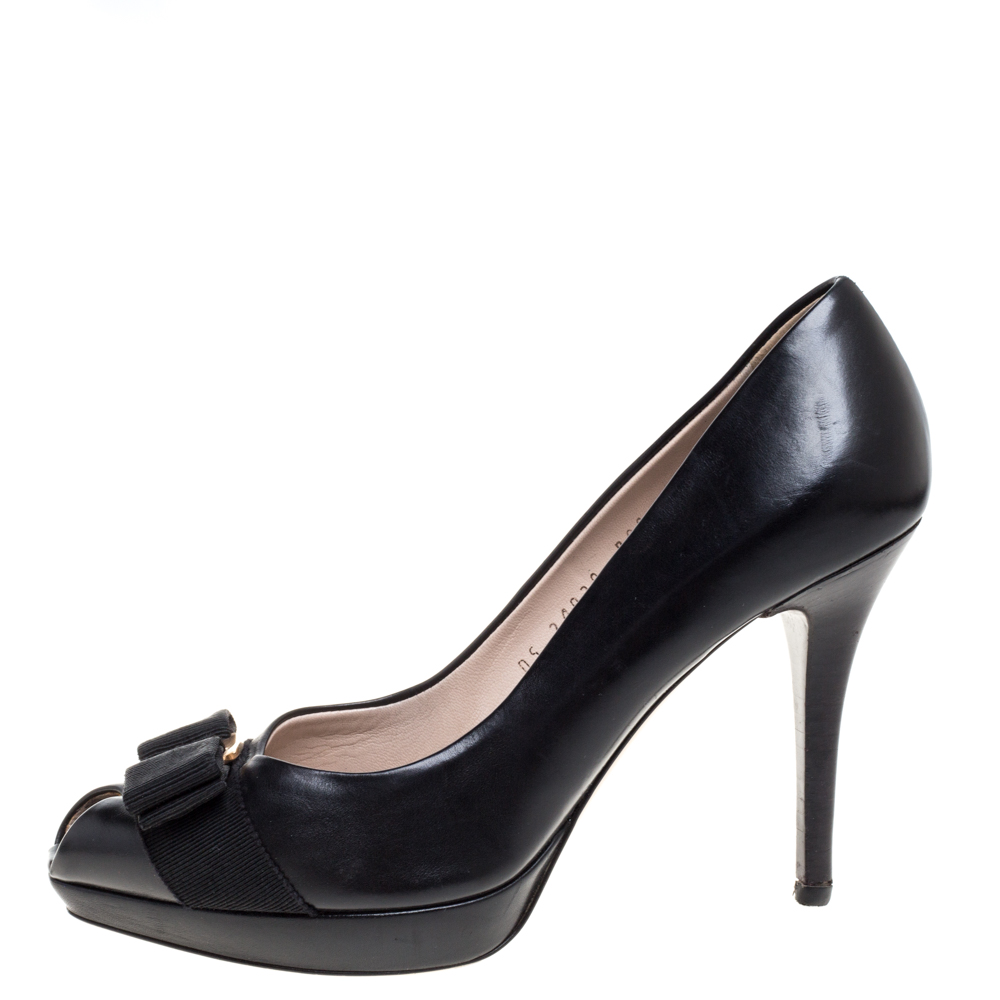 

Salvatore Ferragamo Black Leather Plum Peep Toe Platform Pumps Size