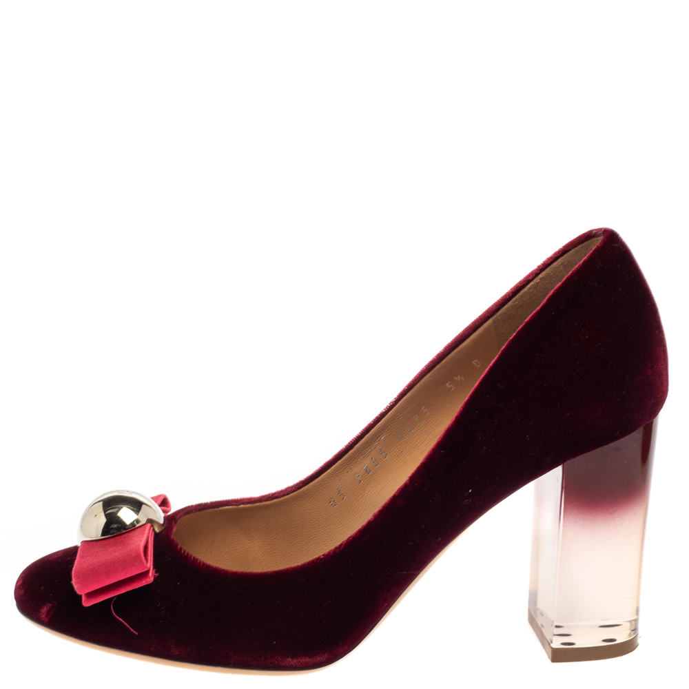 

Salvatore Ferragamo Burgundy Velvet Fiammetta Bow Pumps Size