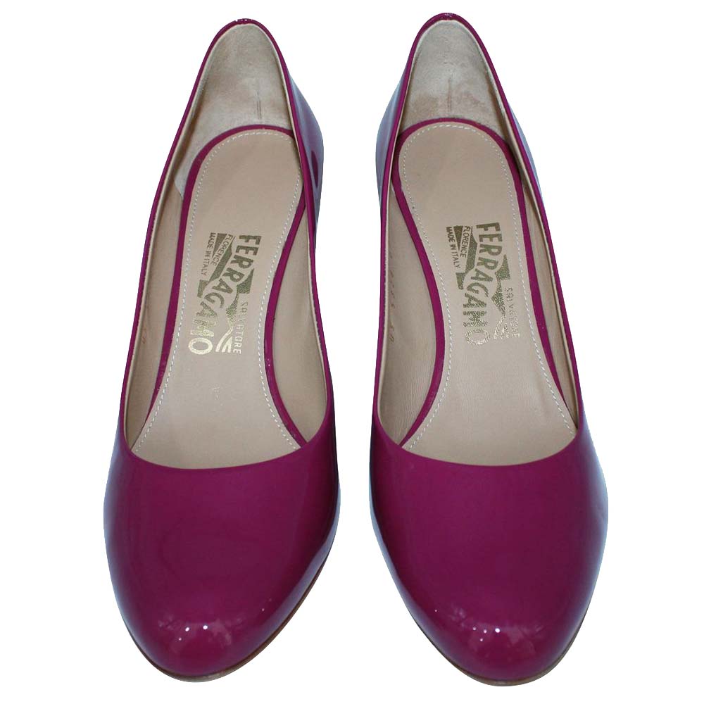 

Salvatore Ferragamo Pink Patent Leather Pumps Size / US 8.5