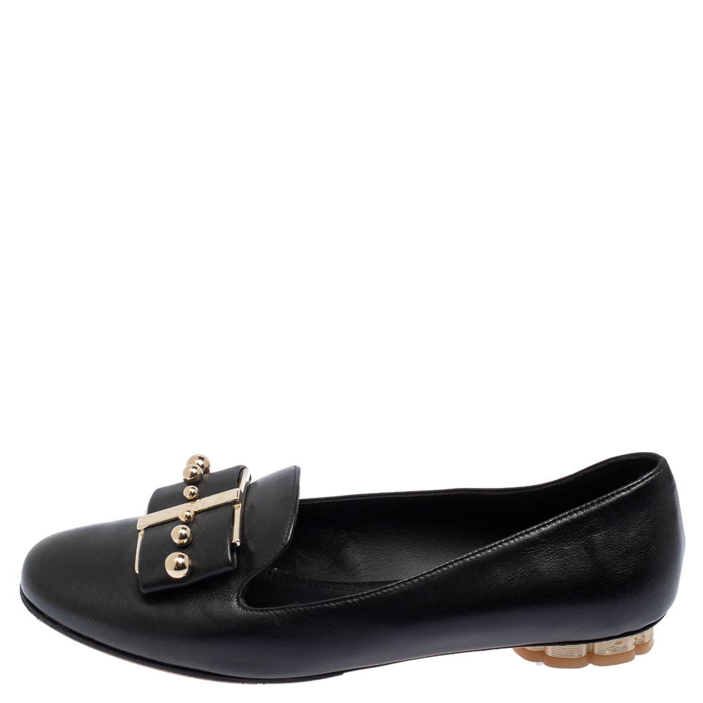 

Salvatore Ferragamo Black Leather Sarno Pearl Flats Size