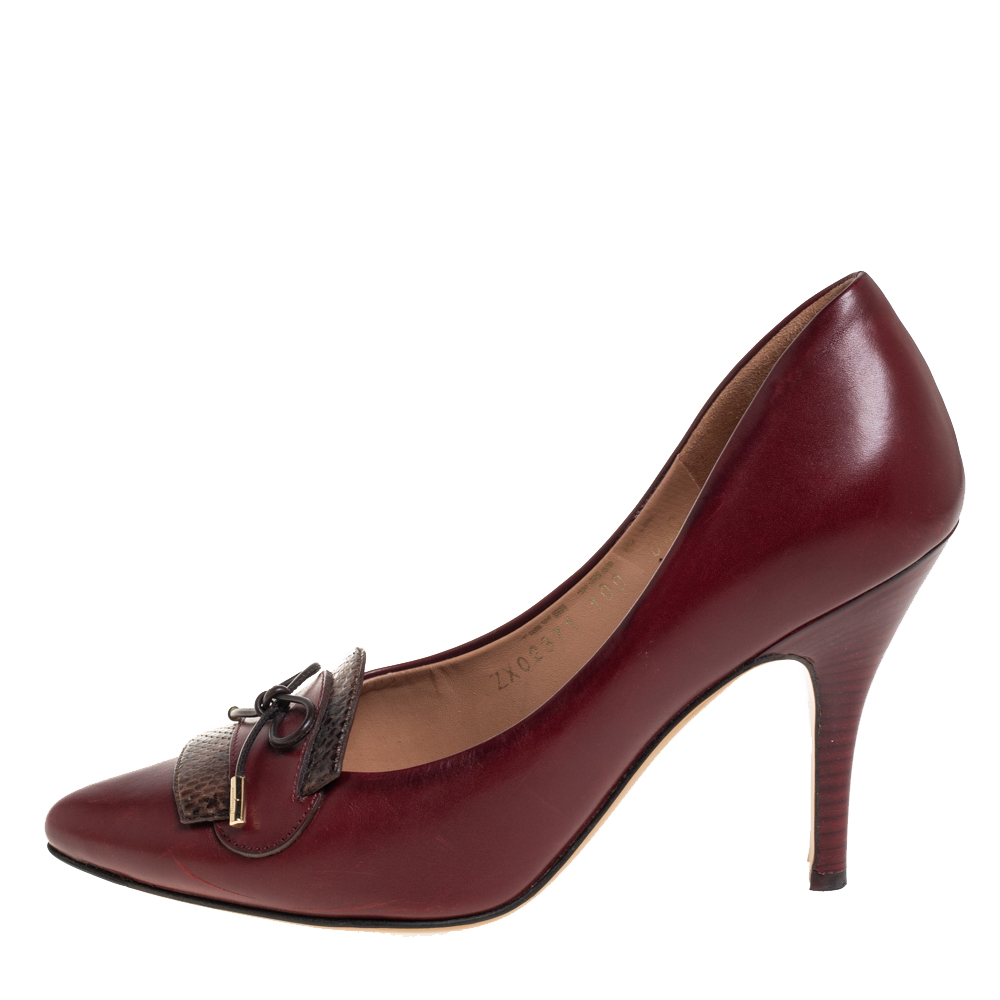 

Salvatore Ferragamo Burgundy Python And Leather Pumps Size