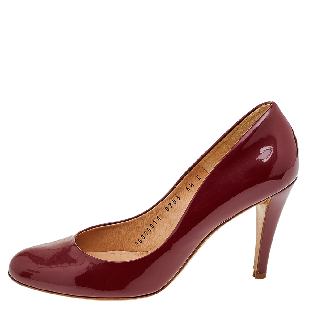 

Salvatore Ferragamo Burgundy Patent Leather Pumps Size