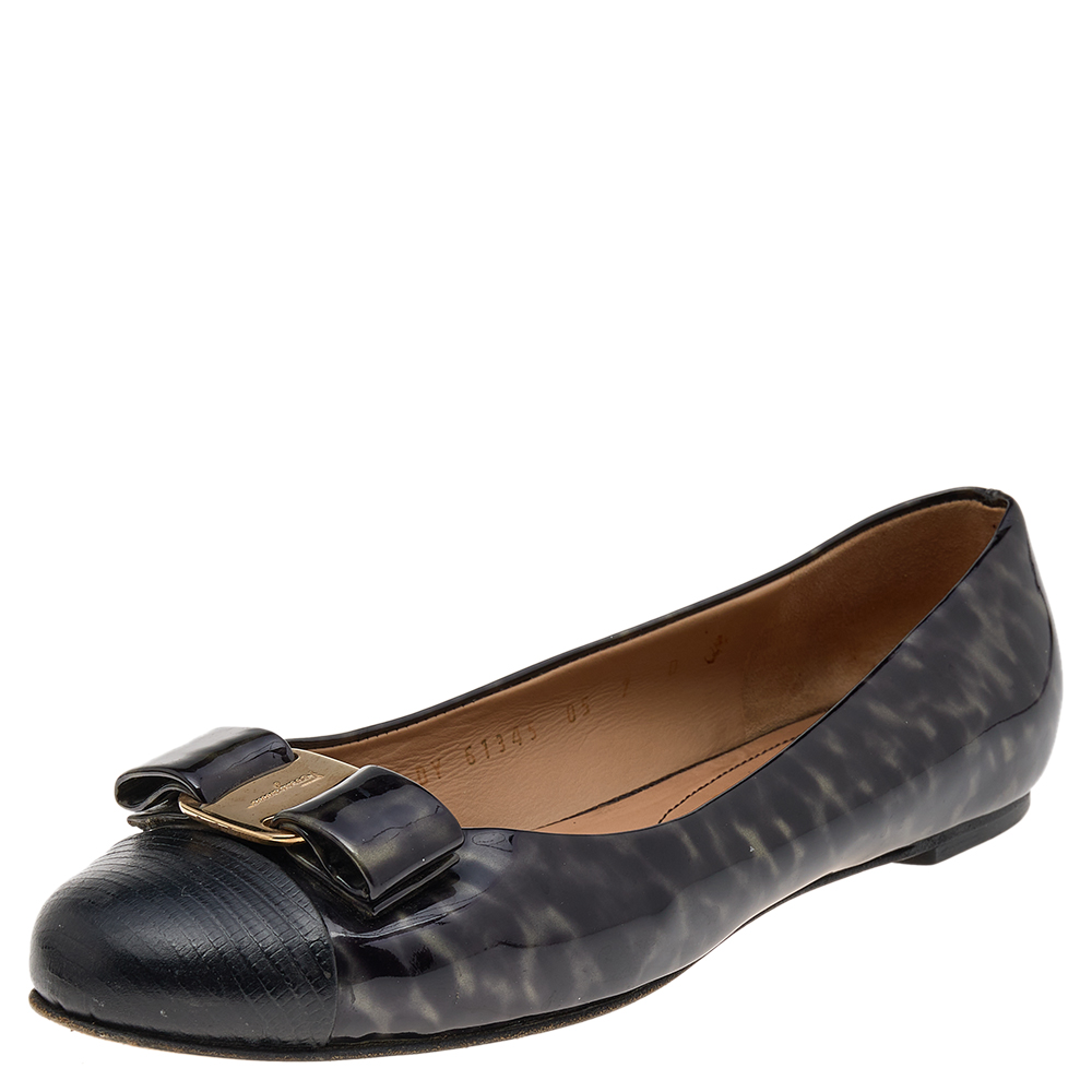 

Salvatore Ferragamo Two Tone Patent Leather And Lizard Embossed Leather Cap Toe Vara Bow Ballet Flats Size 37.5, Multicolor