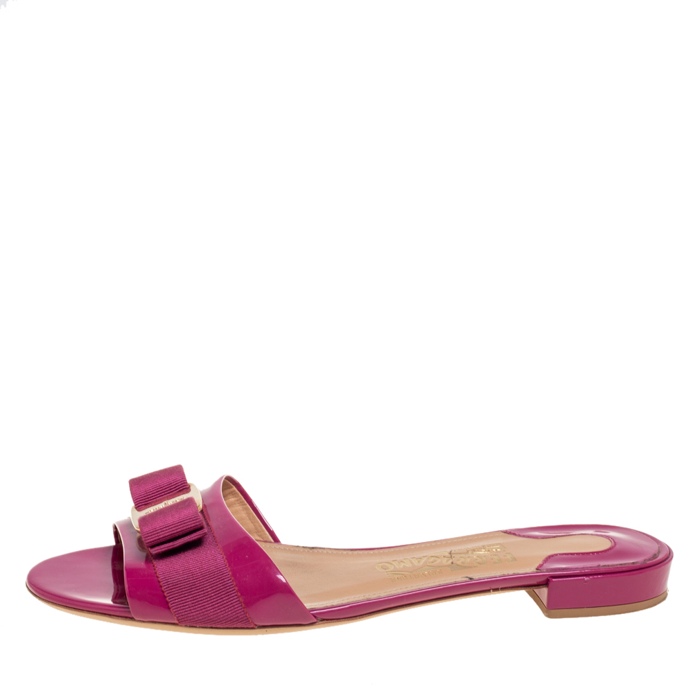 

Salvatore Ferragamo Magenta Patent Leather Glory Bow Slide Sandals Size, Pink