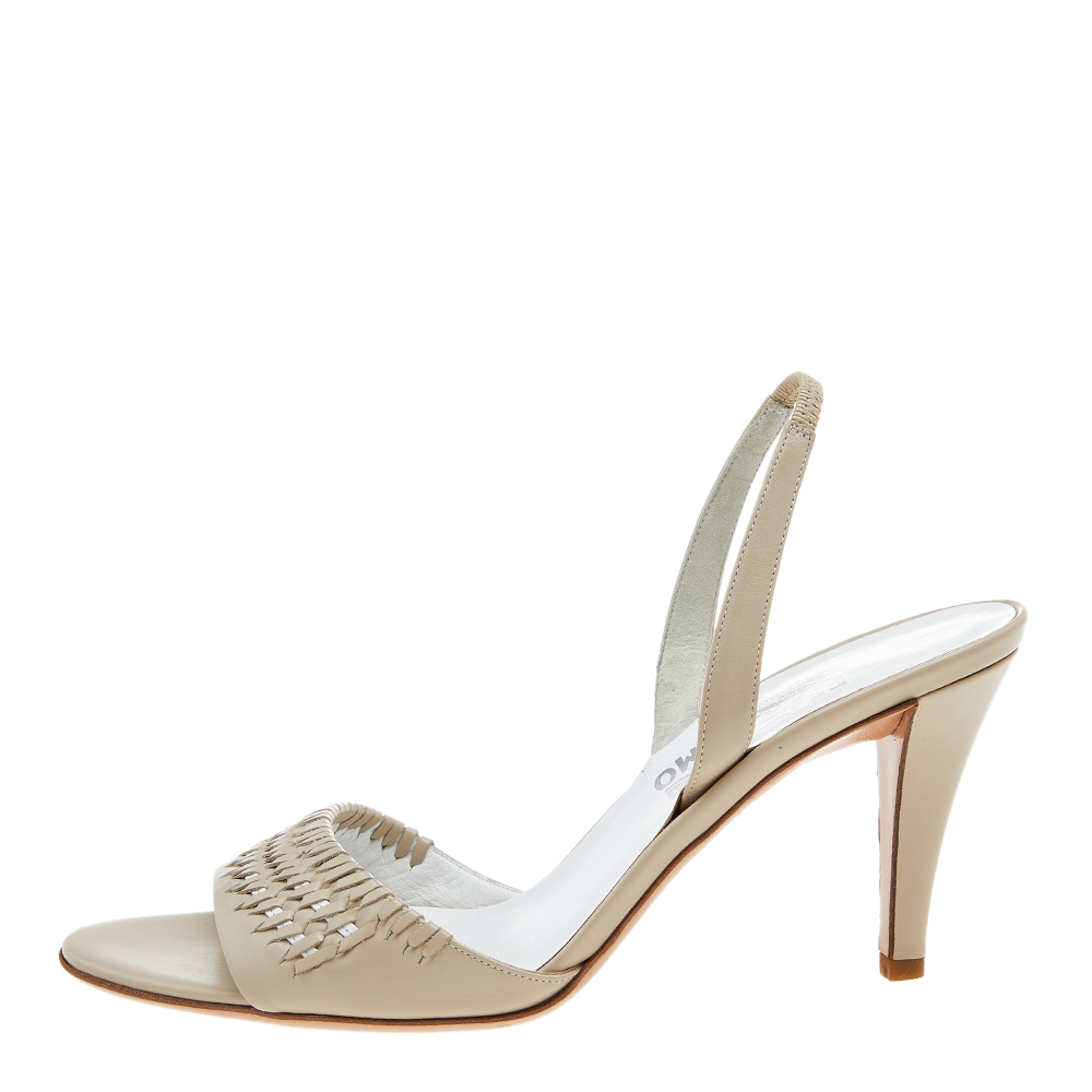 

Salvatore Ferragamo Beige/White Woven Leather Slingback Sandals Size