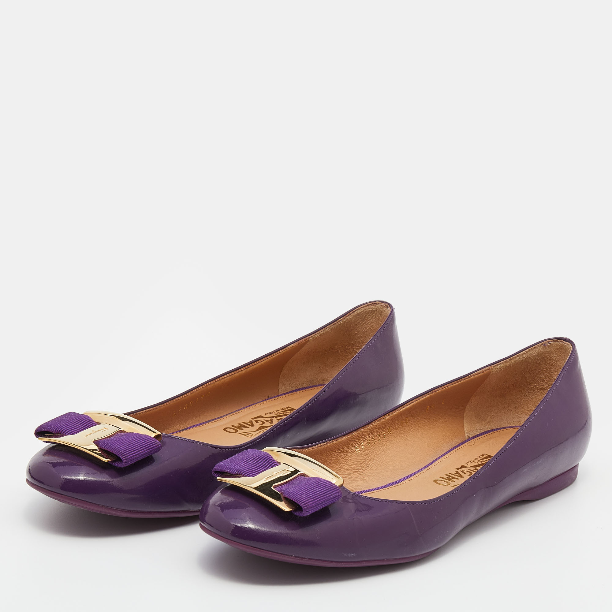 

Salvatore Ferragamo Purple Patent Leather Vara Bow Ballet Flats Size