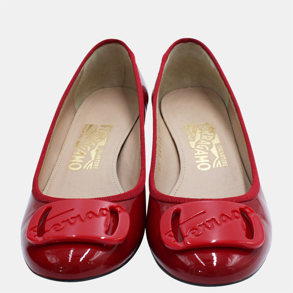 

Salvatore Ferragamo Red Leather Vara Bow Flats Size US6.5