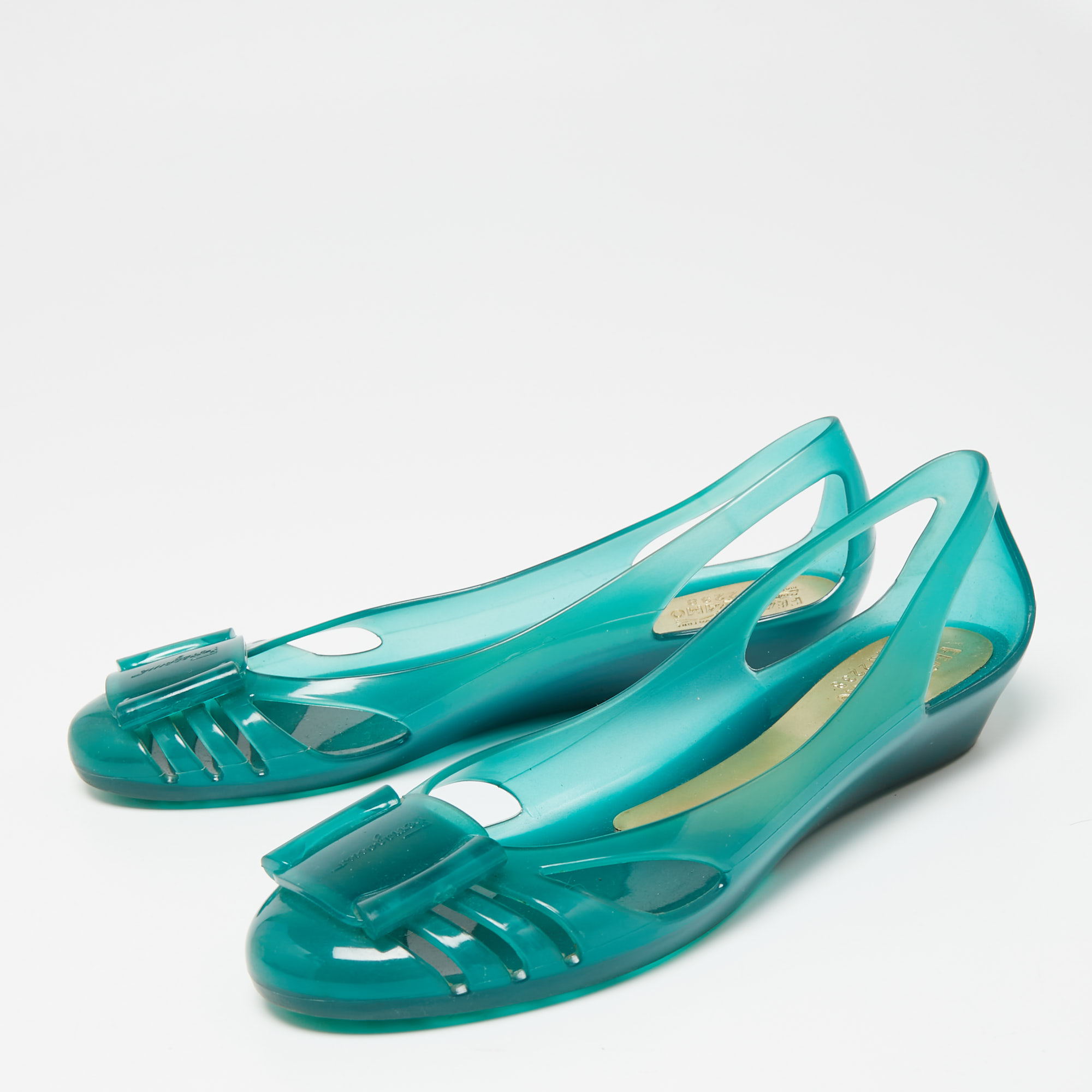 

Salvatore Ferragamo Green Rubber Ballet Flats Size