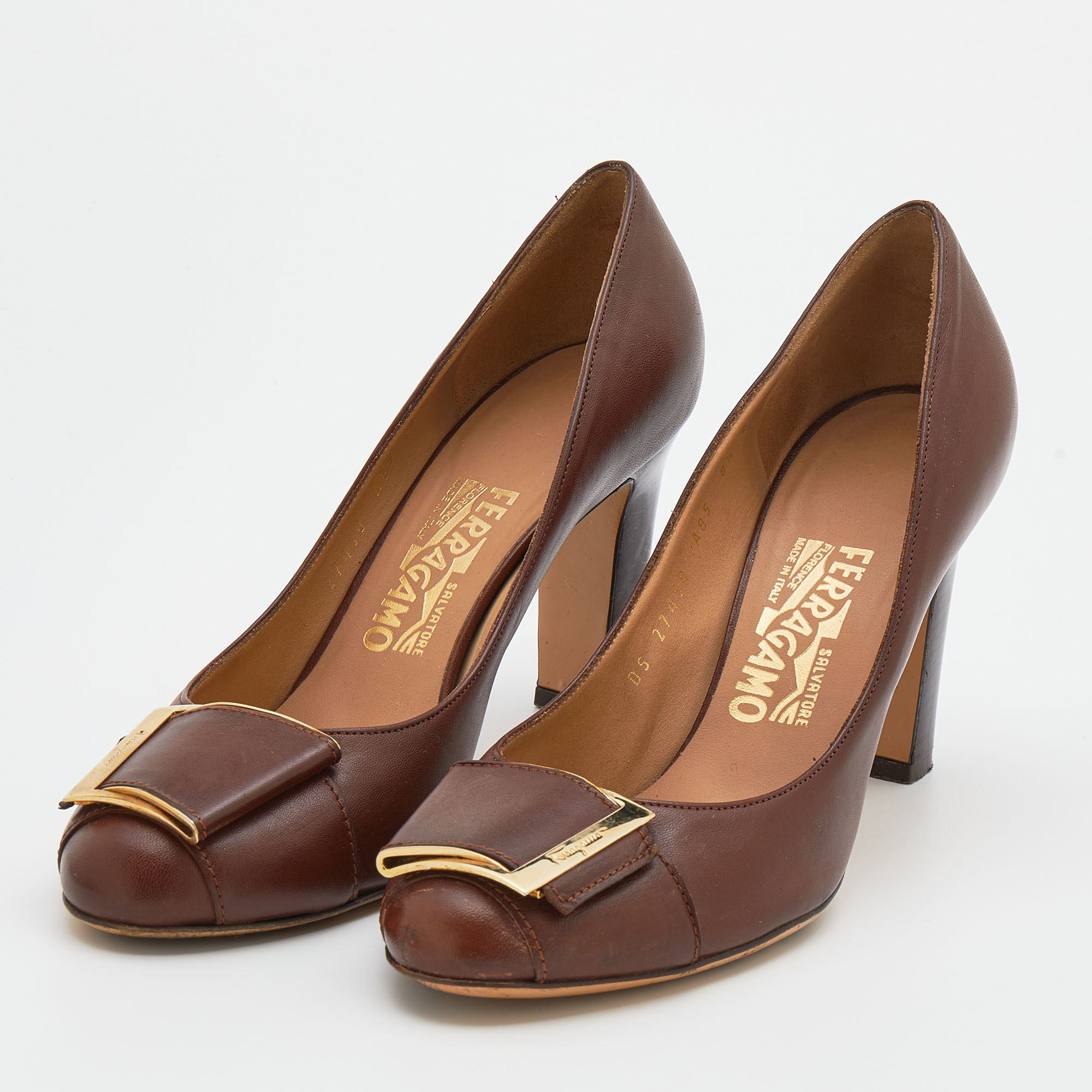 

Salvatore Ferragamo Brown Leather Buckle Detail Pumps Size