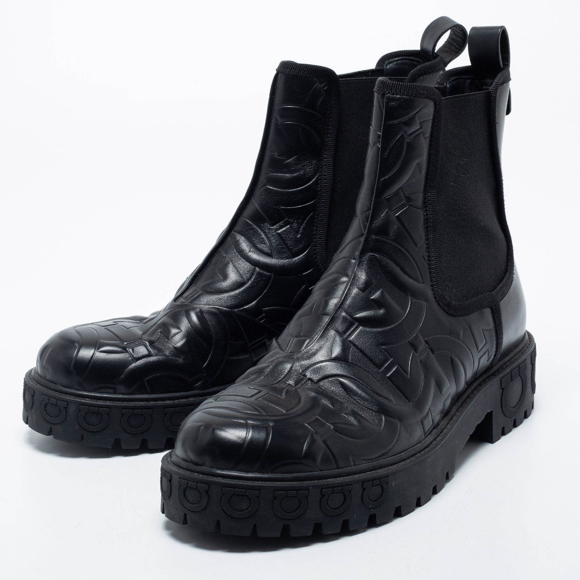 

Salvatore Ferragamo Black Leather Gancini Chelsea Boots Size