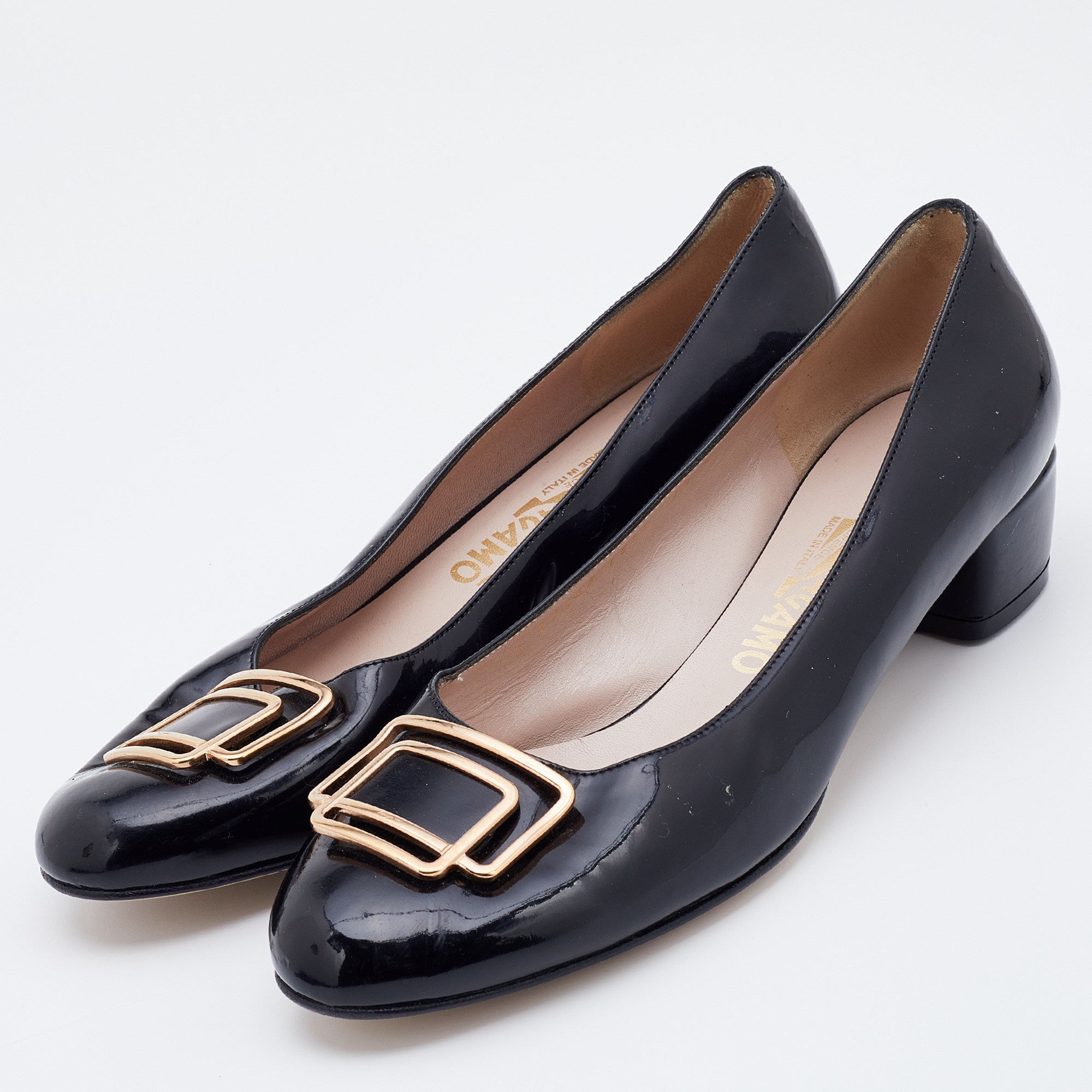 

Salvatore Ferragamo Black Patent Leather Black Heel Pumps Size