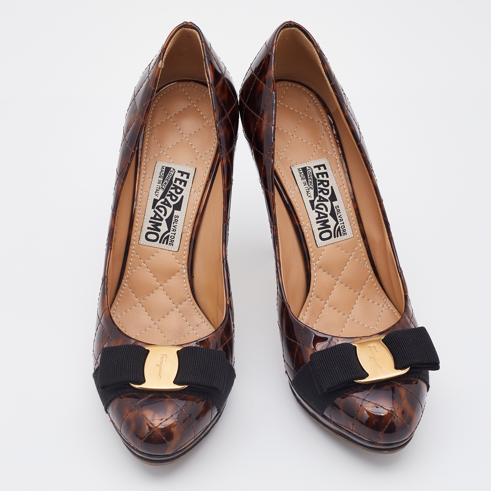 Salvatore Ferragamo Brown Animal Print Quilted Patent Leather Vara Bow Pumps Size 38.5 