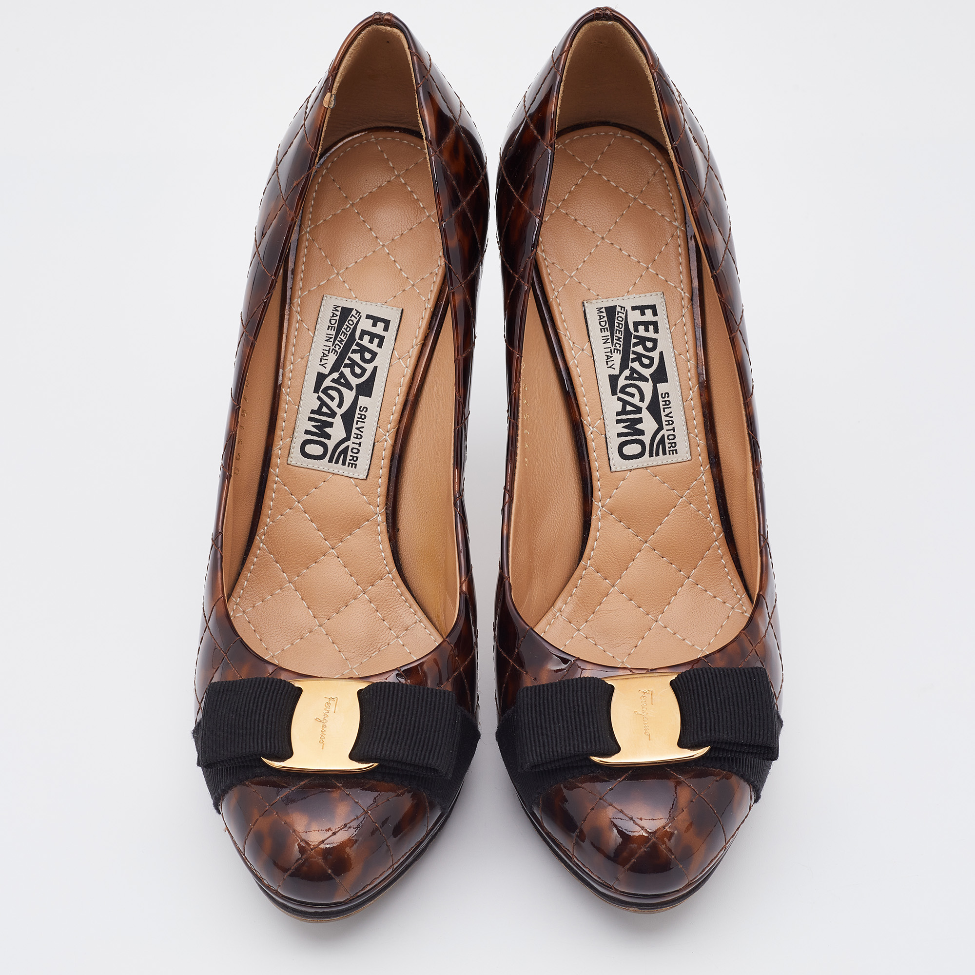 Salvatore Ferragamo Brown Animal Print Quilted Patent Leather Vara Bow Pumps Size 38.5 