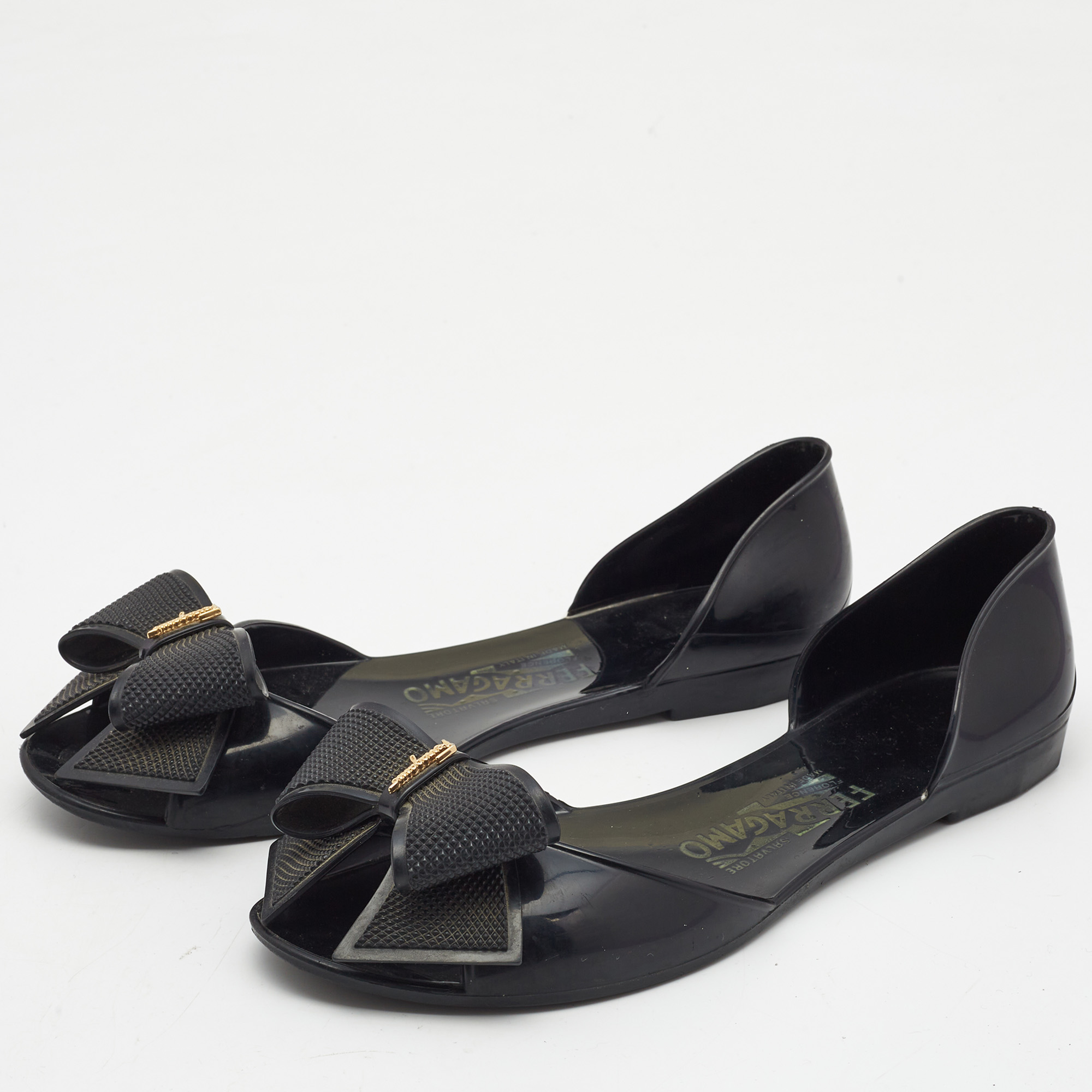 

Salvatore Ferragamo Black Jelly Barbados Bow Flats Size