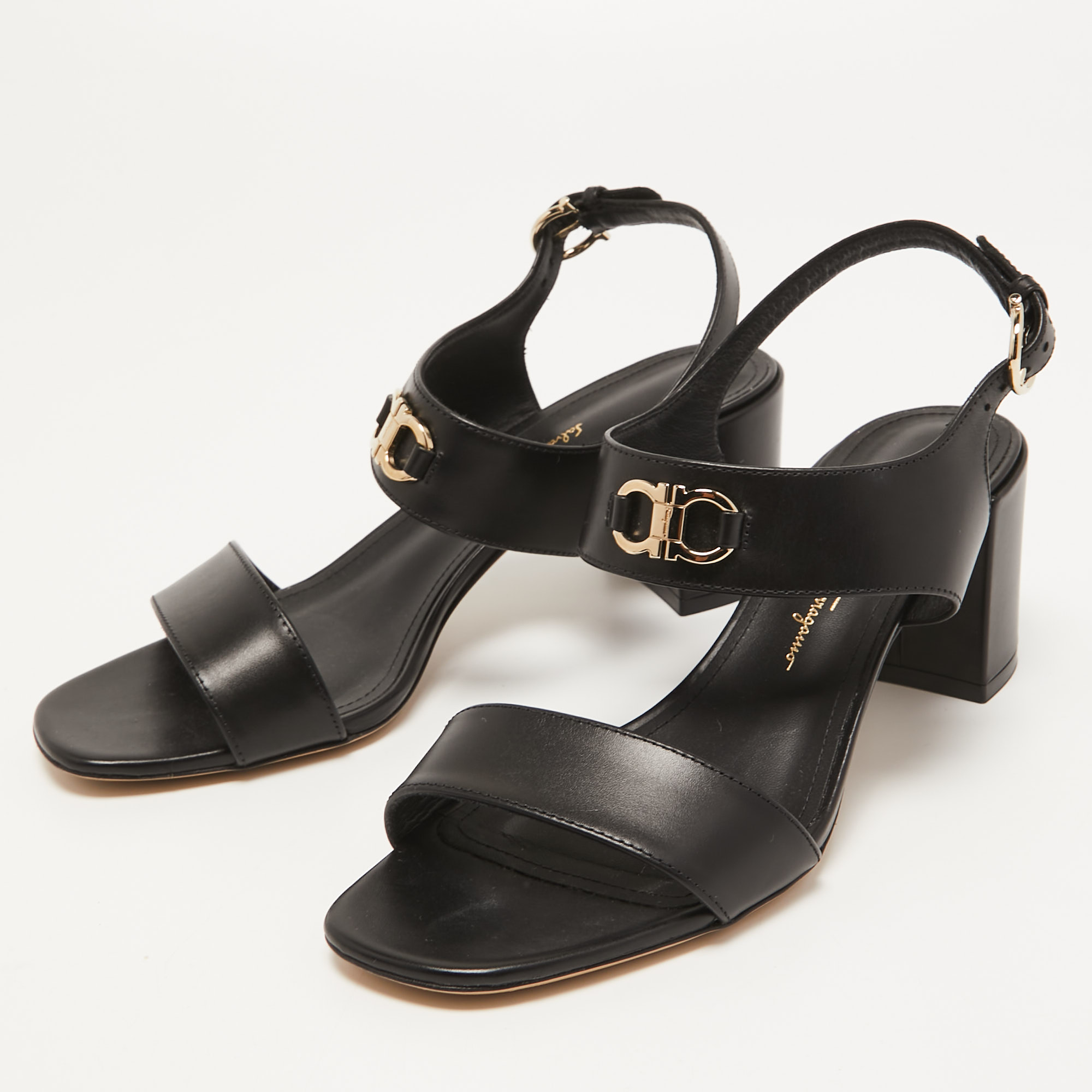 

Salvatore Ferragamo Black Leather Cayla Ankle Strap Sandals Size
