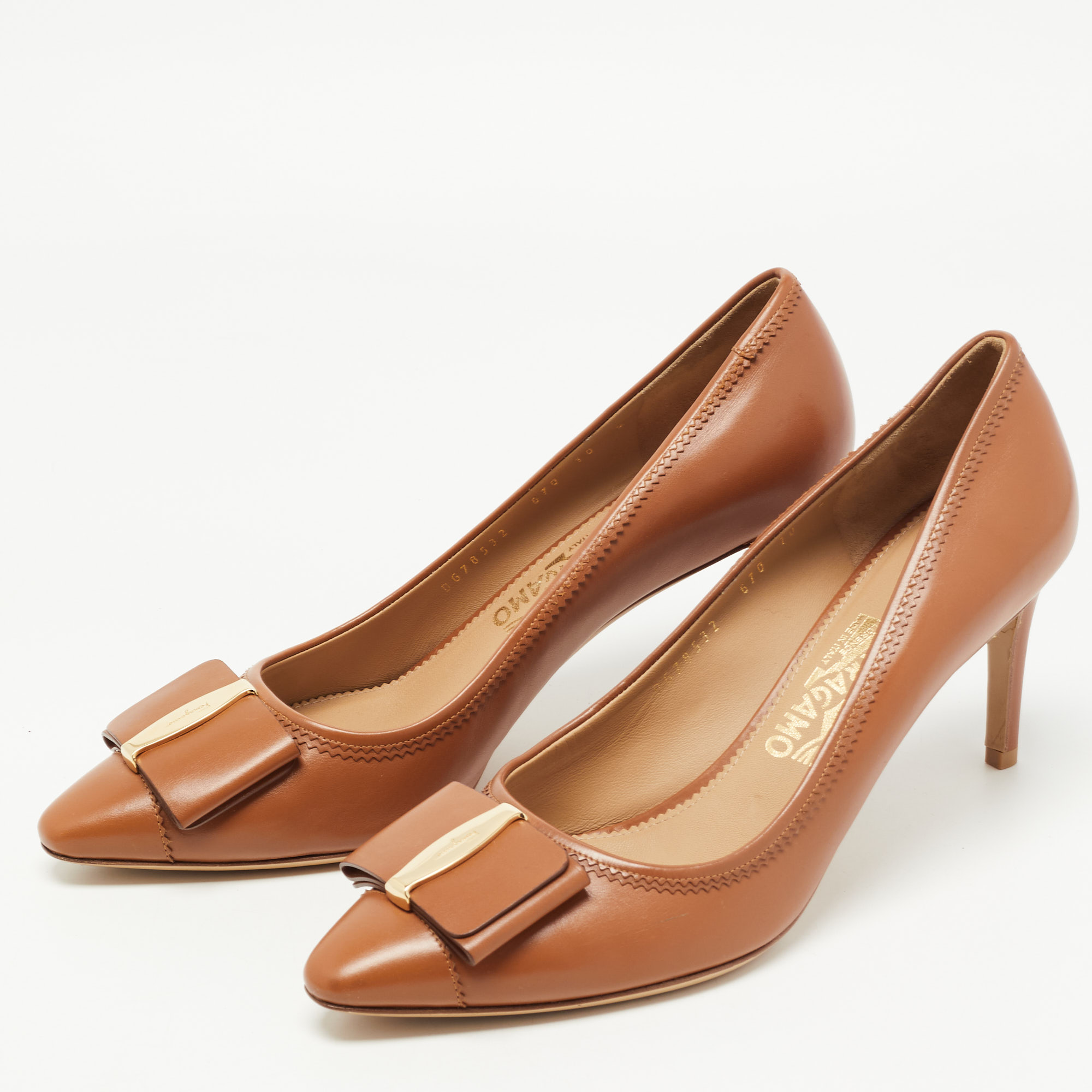 

Salvatore Ferragamo Brown Leather Oversized Bow Pumps Size