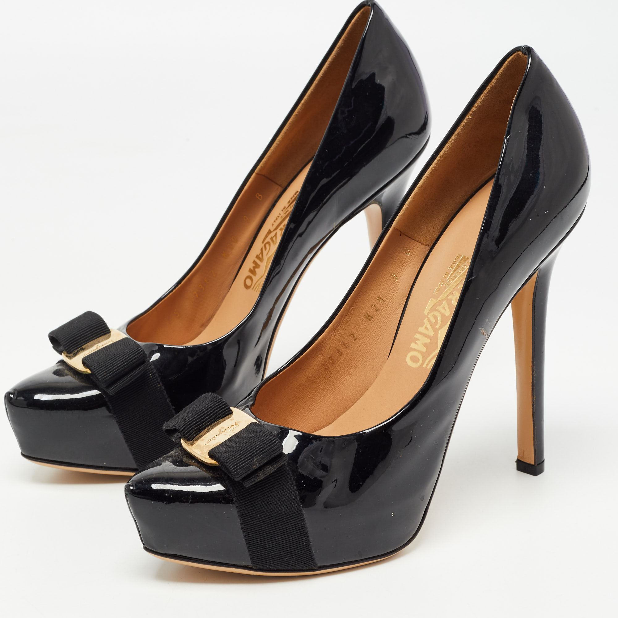 

Salvatore Ferragamo Black Patent Leather Trilly Pumps Size