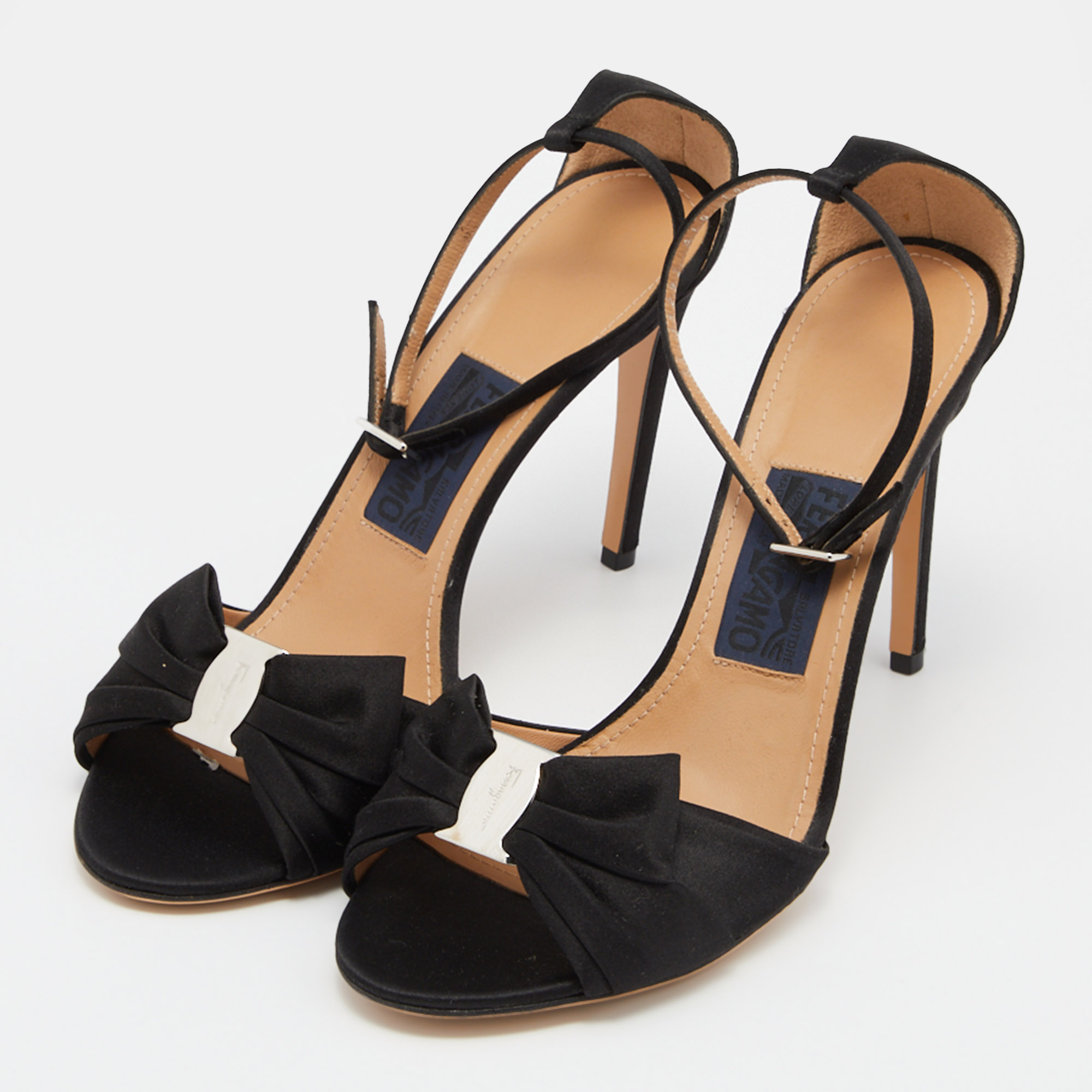 

Salvatore Ferragamo Black Satin Prina Sandals Size