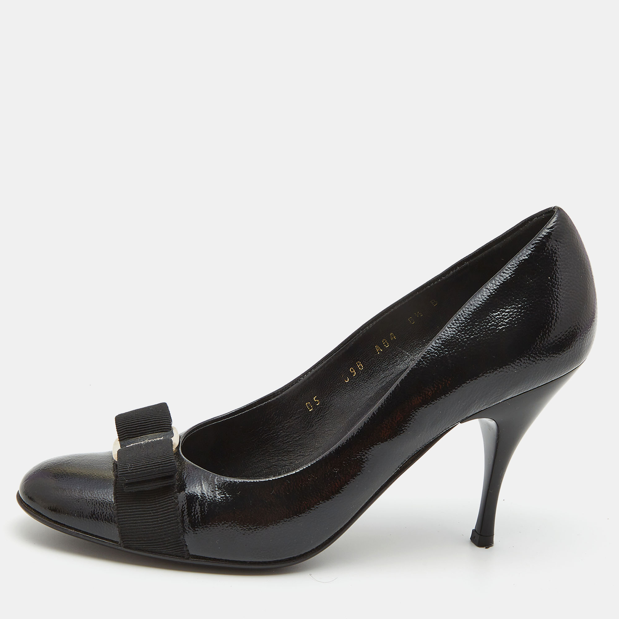 Pre-owned Ferragamo Black Patent Leather Vara Bow Pumps Size 39