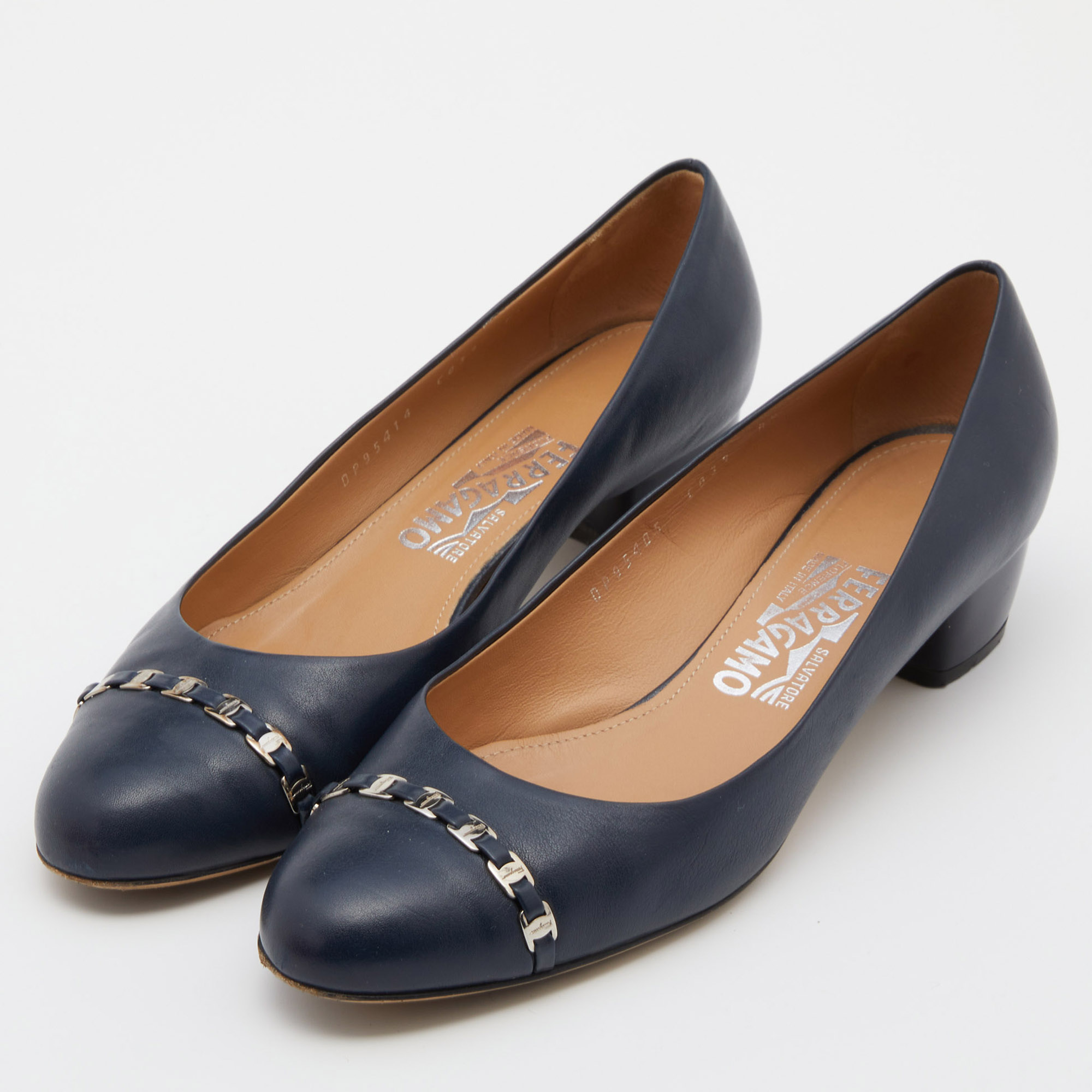 

Salvatore Ferragamo Blue Leather Block Heel Pumps Size