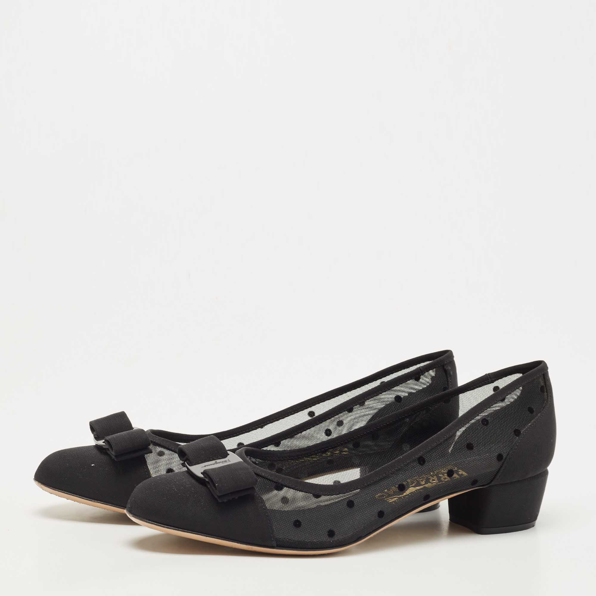

Salvatore Ferragamo Black Polka Dot Mesh and Canvas Vara Bow Pumps Size