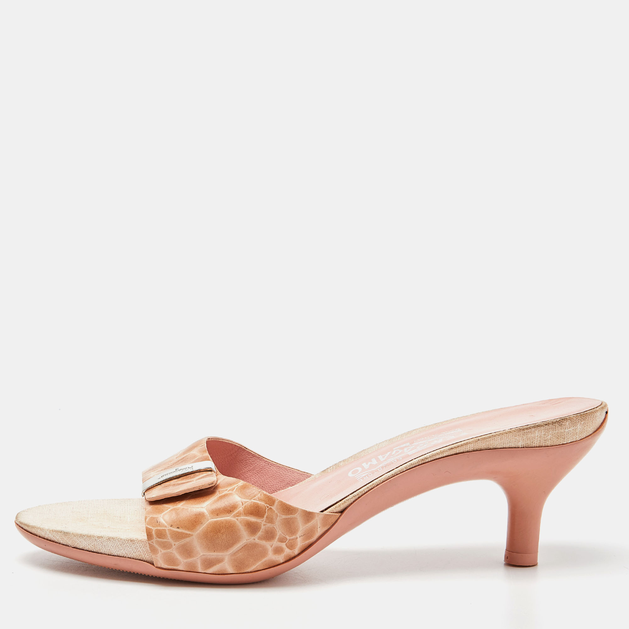 Pre-owned Ferragamo Pink Croc Embossed Leather Slide Sandals Size 40.5