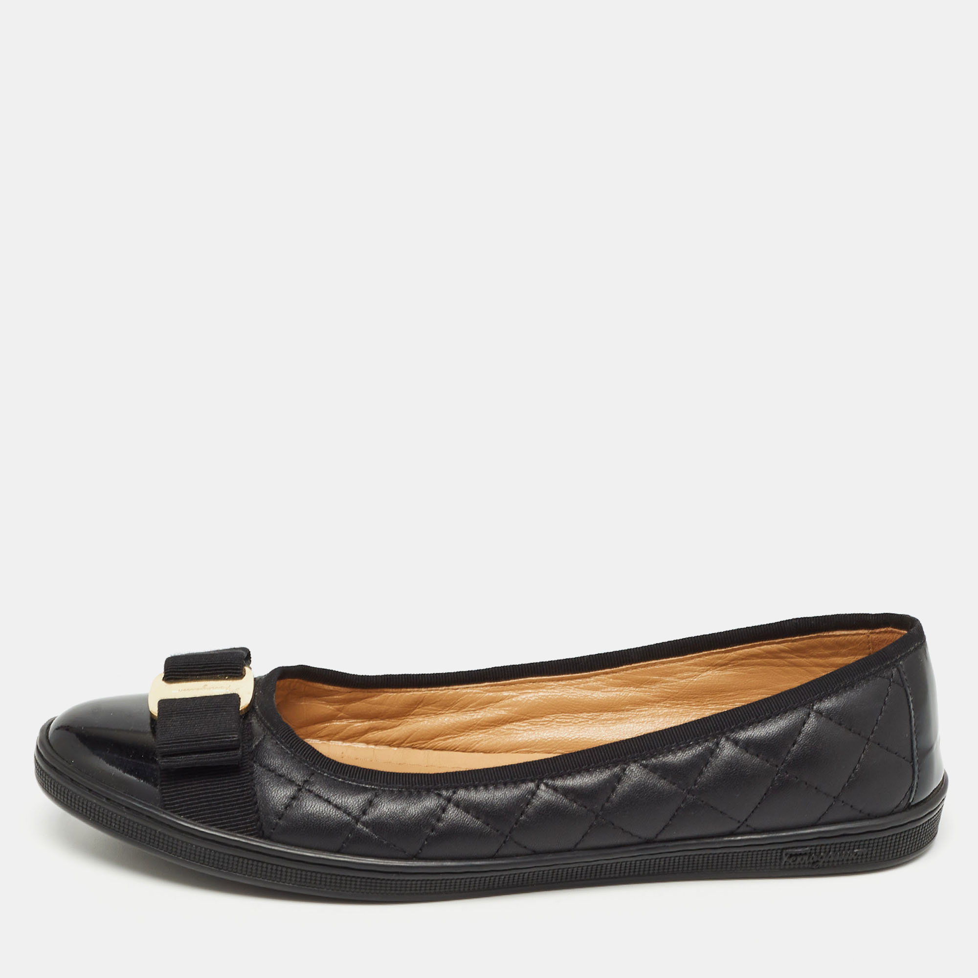 

Salvatore Ferragamo Black Quilted Leather Rufina Flats Size