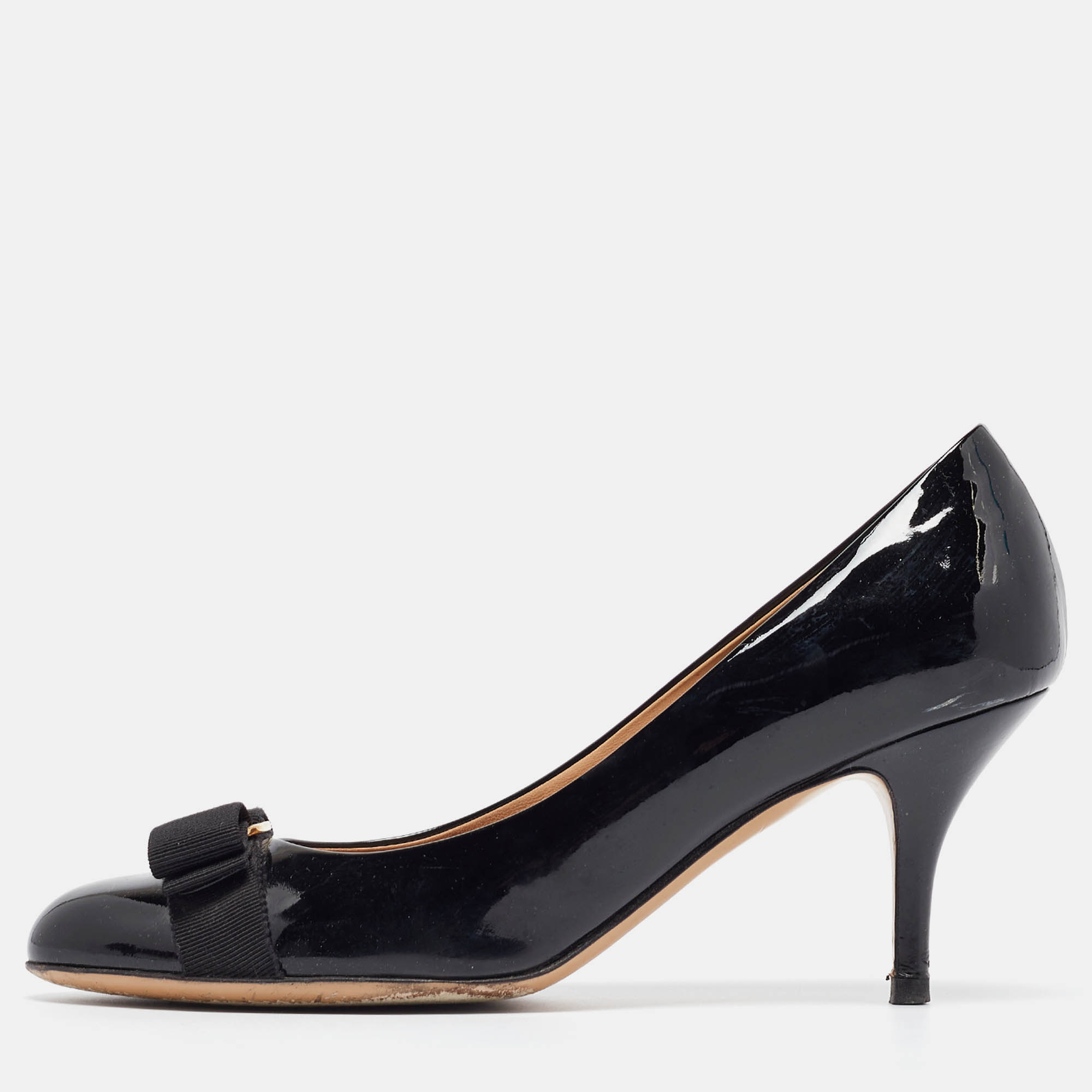 Pre-owned Ferragamo Black Patent Leather Carla Pumps Size 40.5