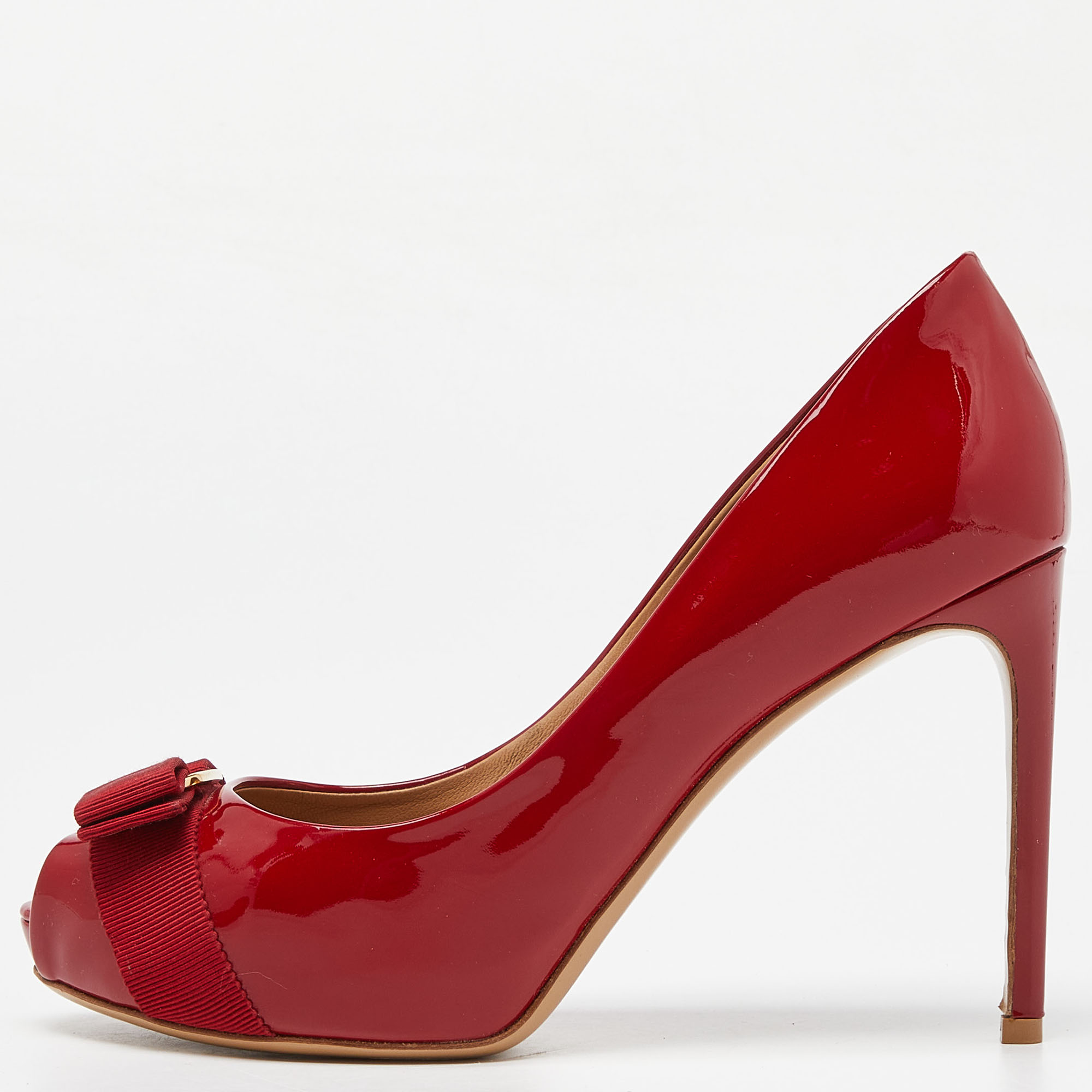

Salvatore Ferragamo Red Patent Leather Vara Bow Peep Toe Platform Pumps Size