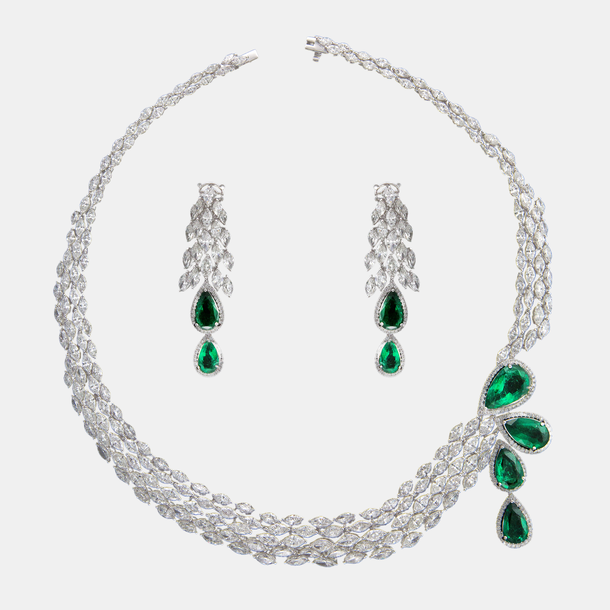 

SAMA 18K White Gold Necklace