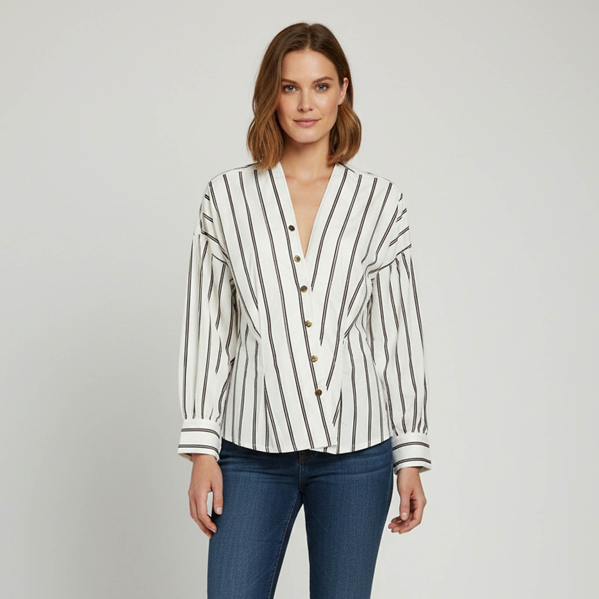 

Sandro White Stripped Cotton V-Neck Naelle Top S