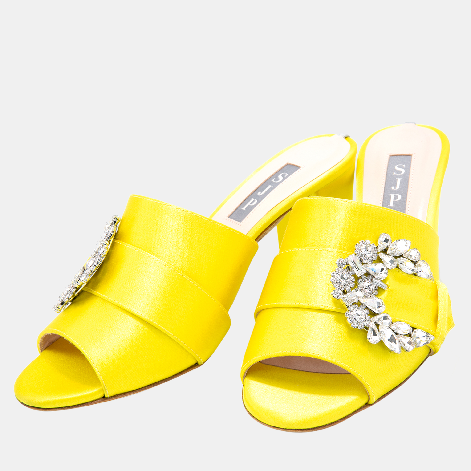 

SJP Sarah Jessica Parker 70MM YELLOW SATIN TINKER