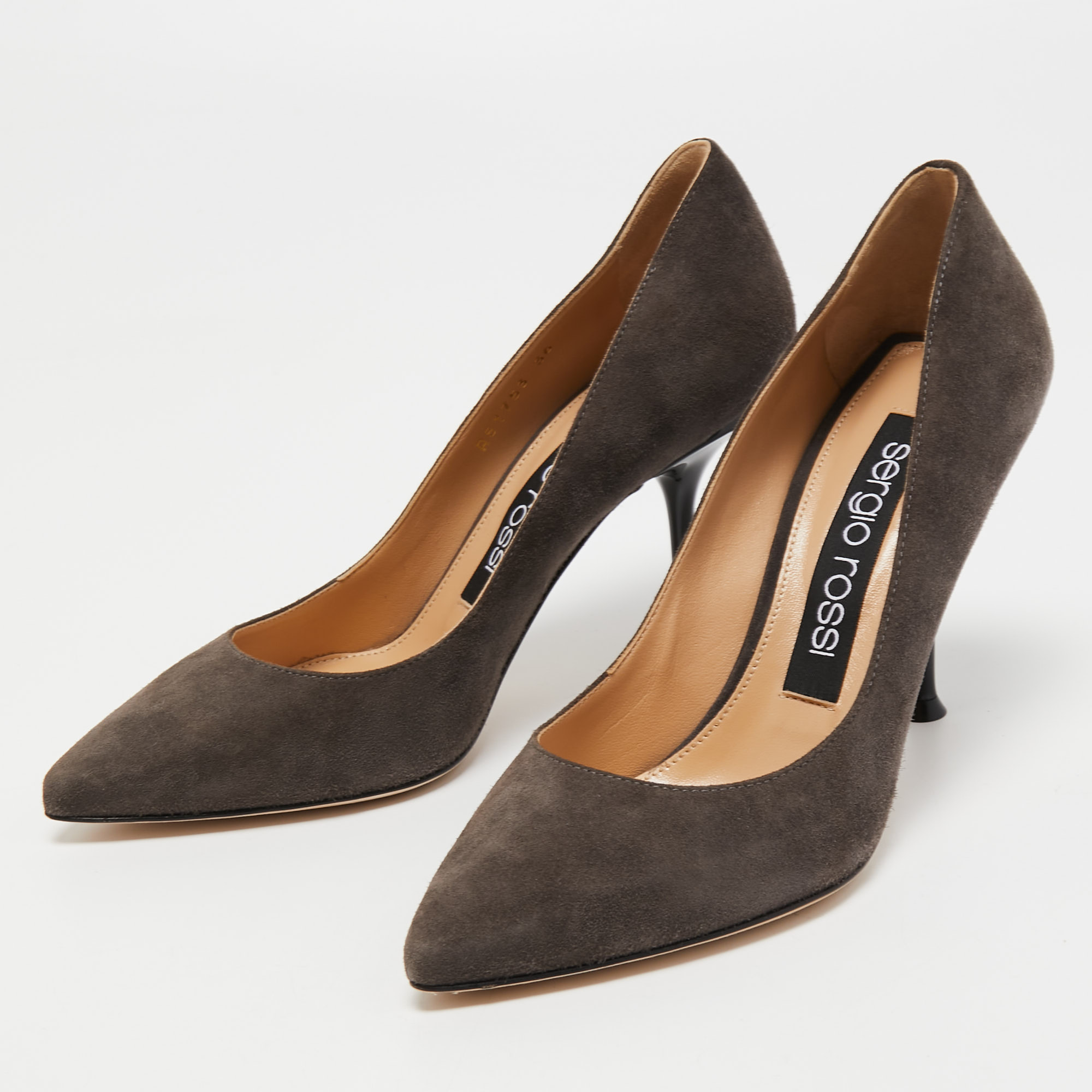 

Gianvito Rossi Grey Suede Pointed Toe Pumps Size